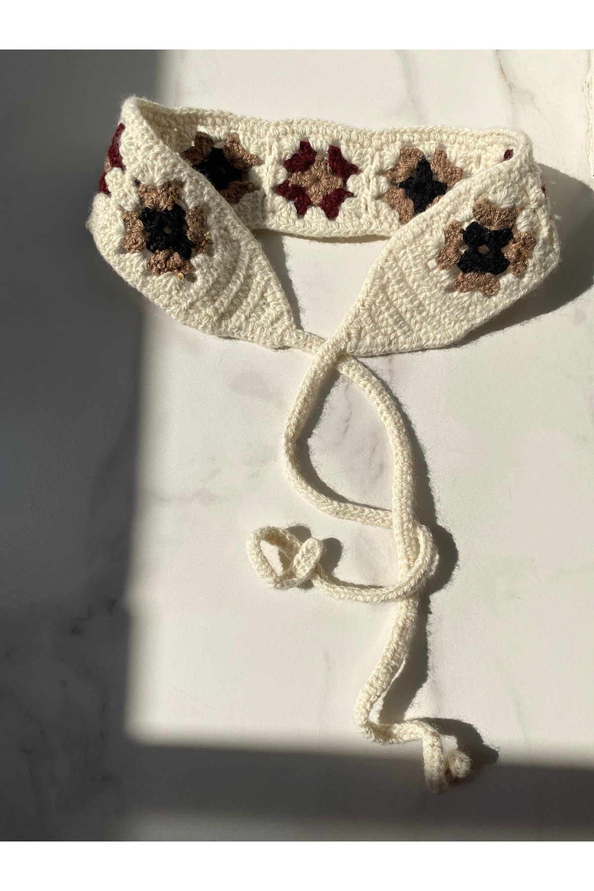 Gök Accessories El Yapımı Örgü Saç Bandı – Çiçek Motifli, Yazlık Tasarım