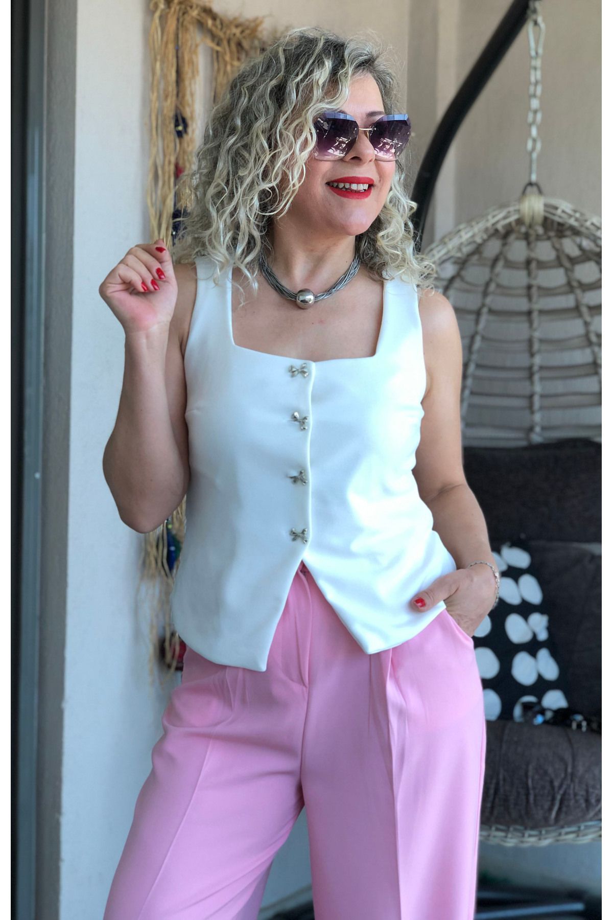 Dila Butik Fiyonk Düğme Detay Yelek