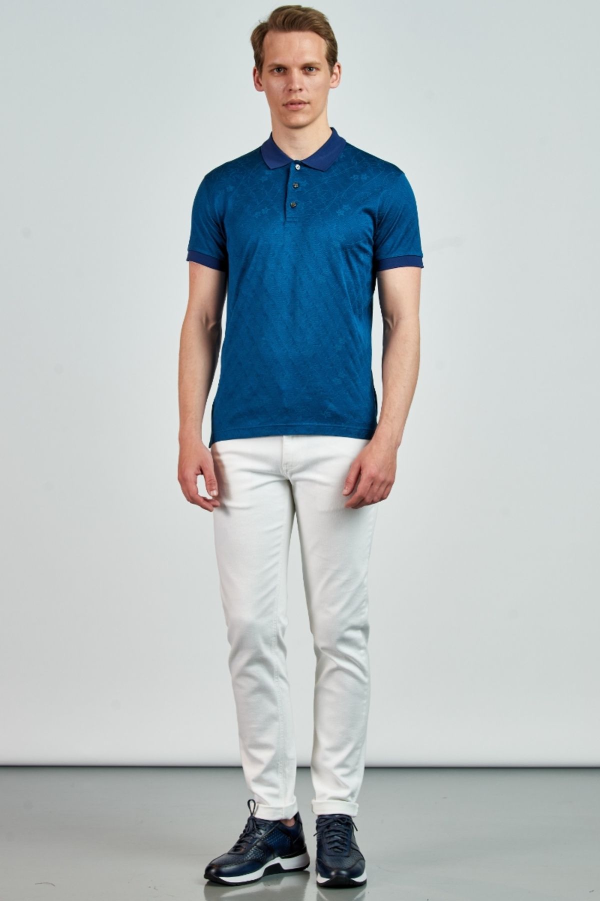 Giovane Gentile T-Shirt