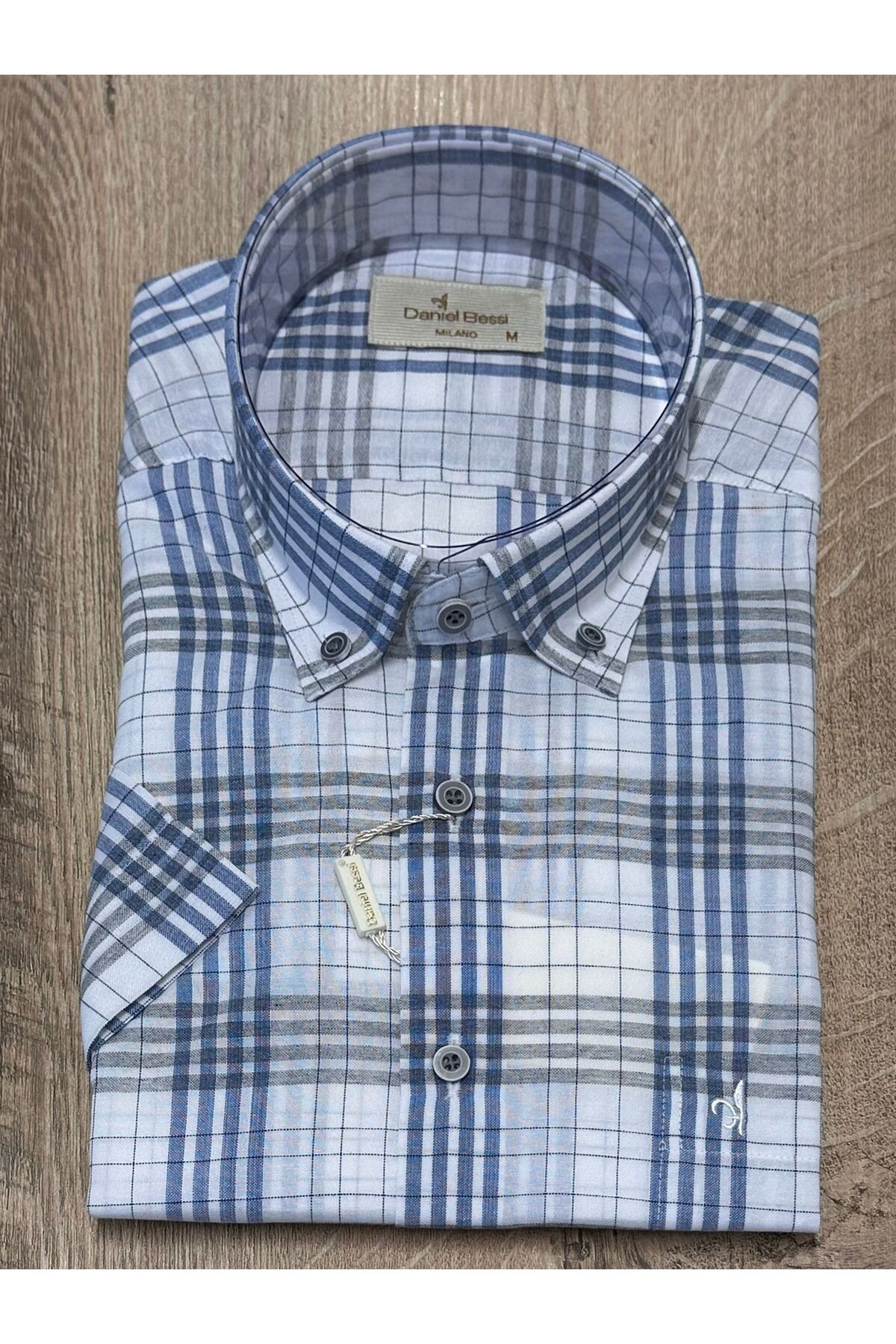 Daniel Bessi Cepli Klasik Kesim %80 Pamuk %20 Polyester Kısa Kollu Erkek Gömlek
