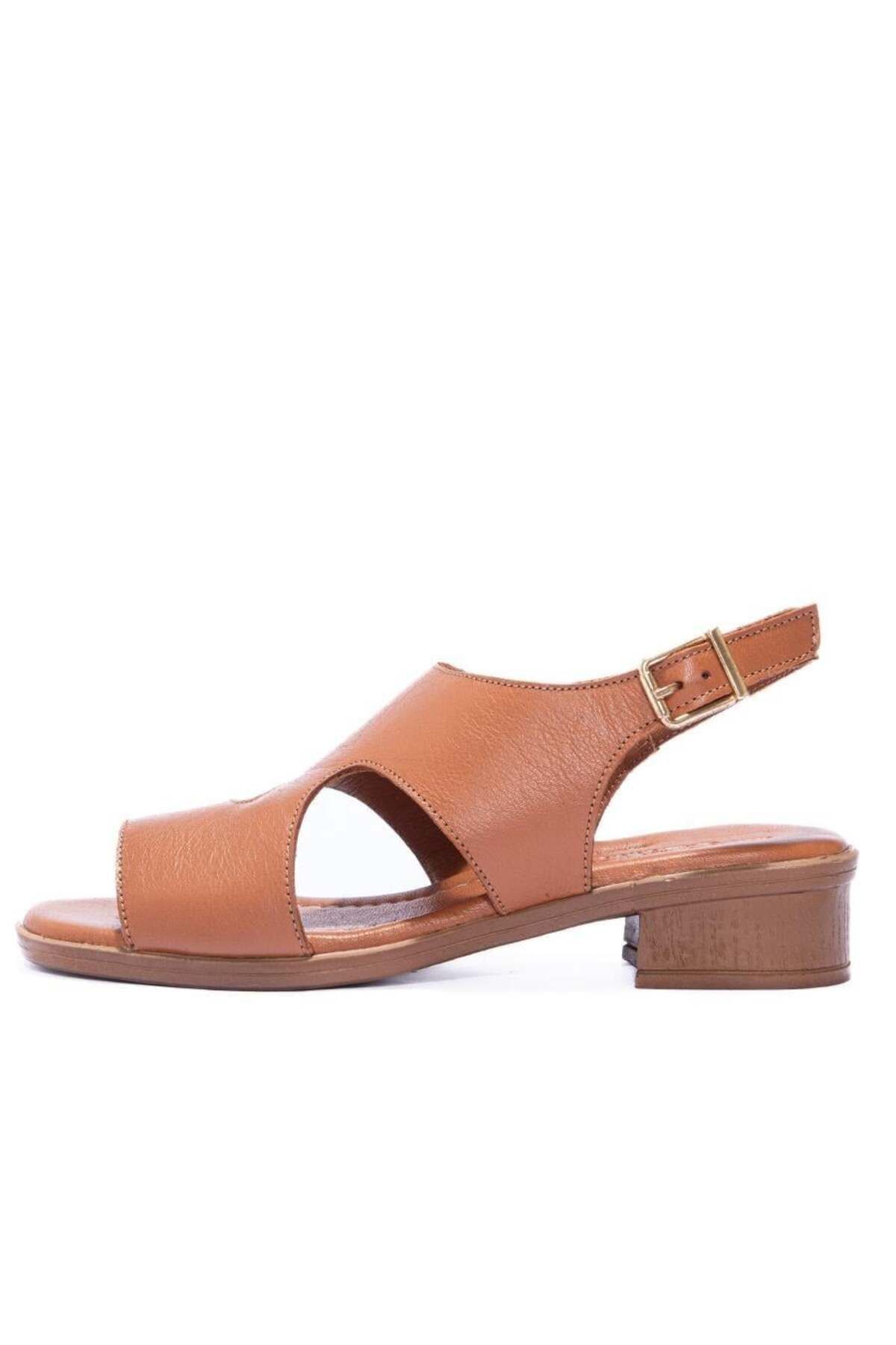 Gusse Velin Kadın Hakiki Deri Sandalet 131484