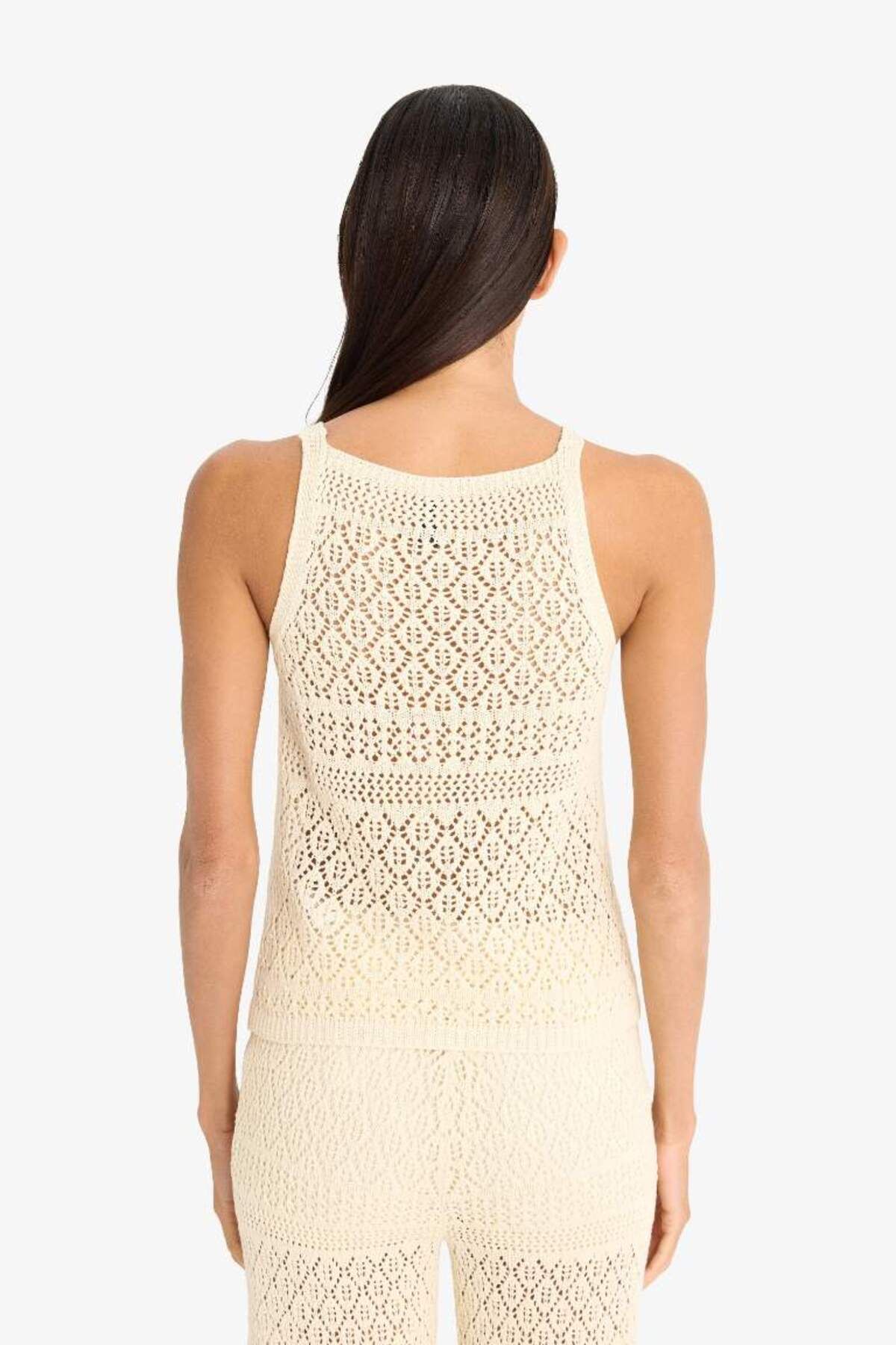 DeFacto-Regular Fit Halter Neck Openwork Tank Top F1495Ax25Sm 5