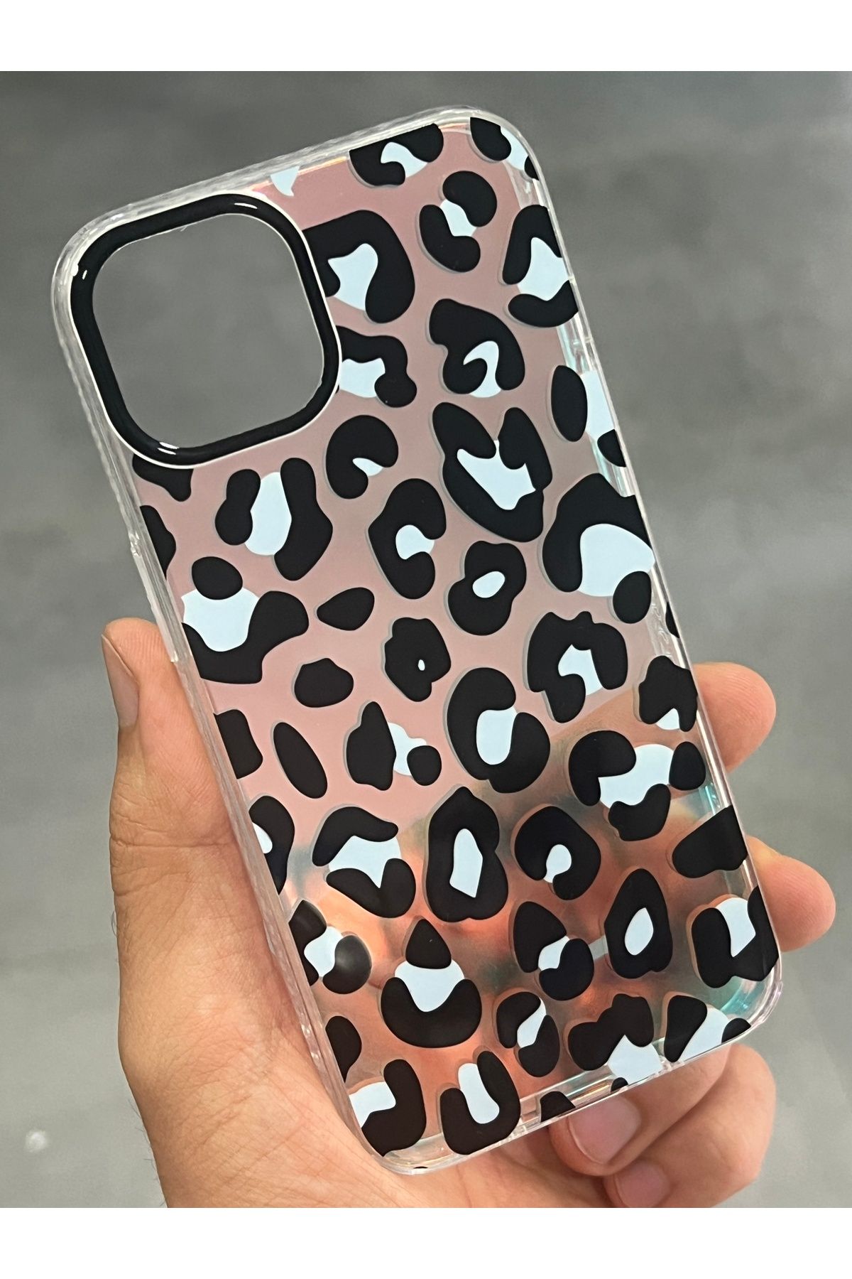 EDELFU iPhone 13 ve 14 Uyumlu Hologram Leopar Desenli Şeffaf Kılıf – Parlak & Koruyucu