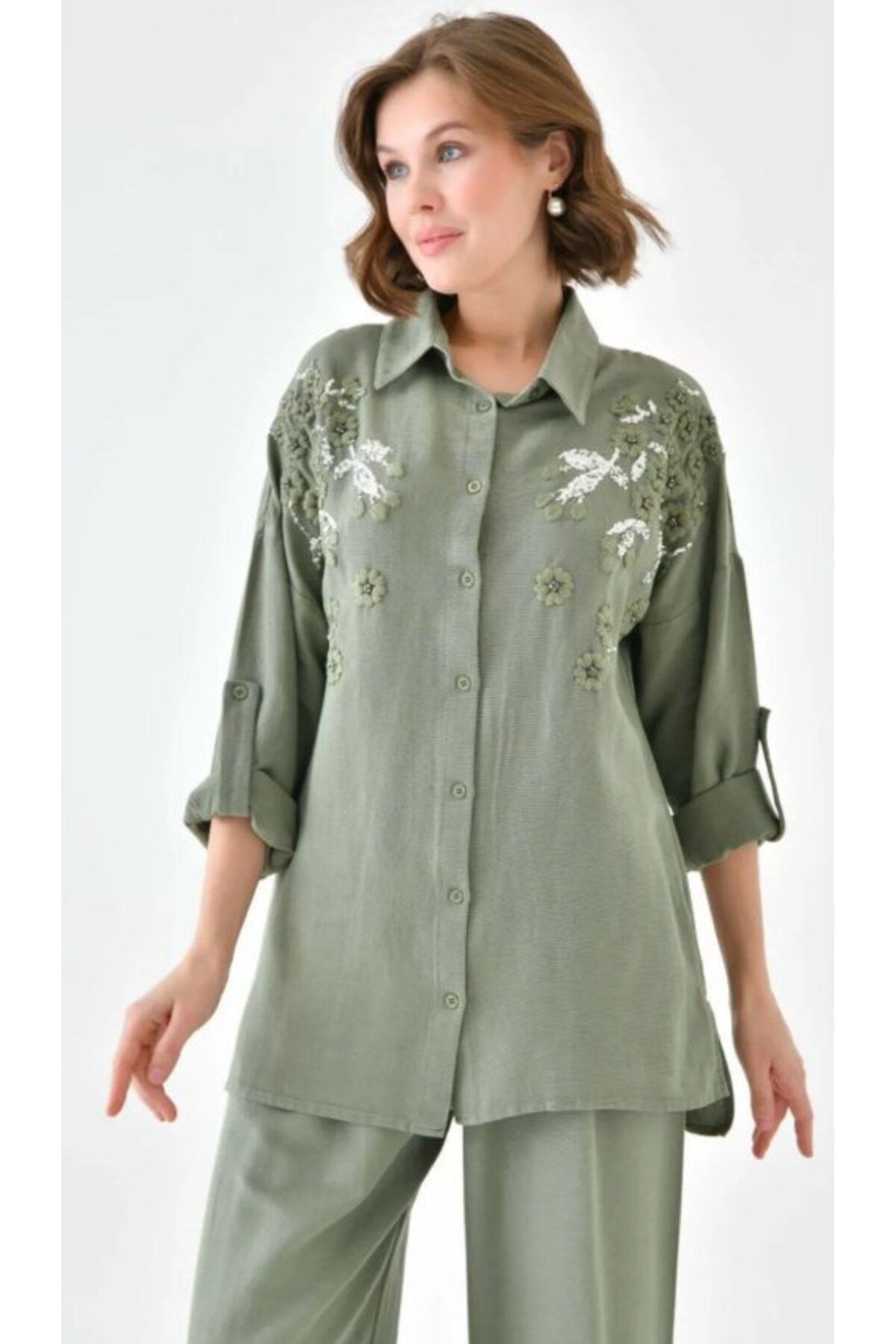 Fresh&Moda Kadın Nakış İşlemeli Keten Oversize Düğmeli Gömlek
