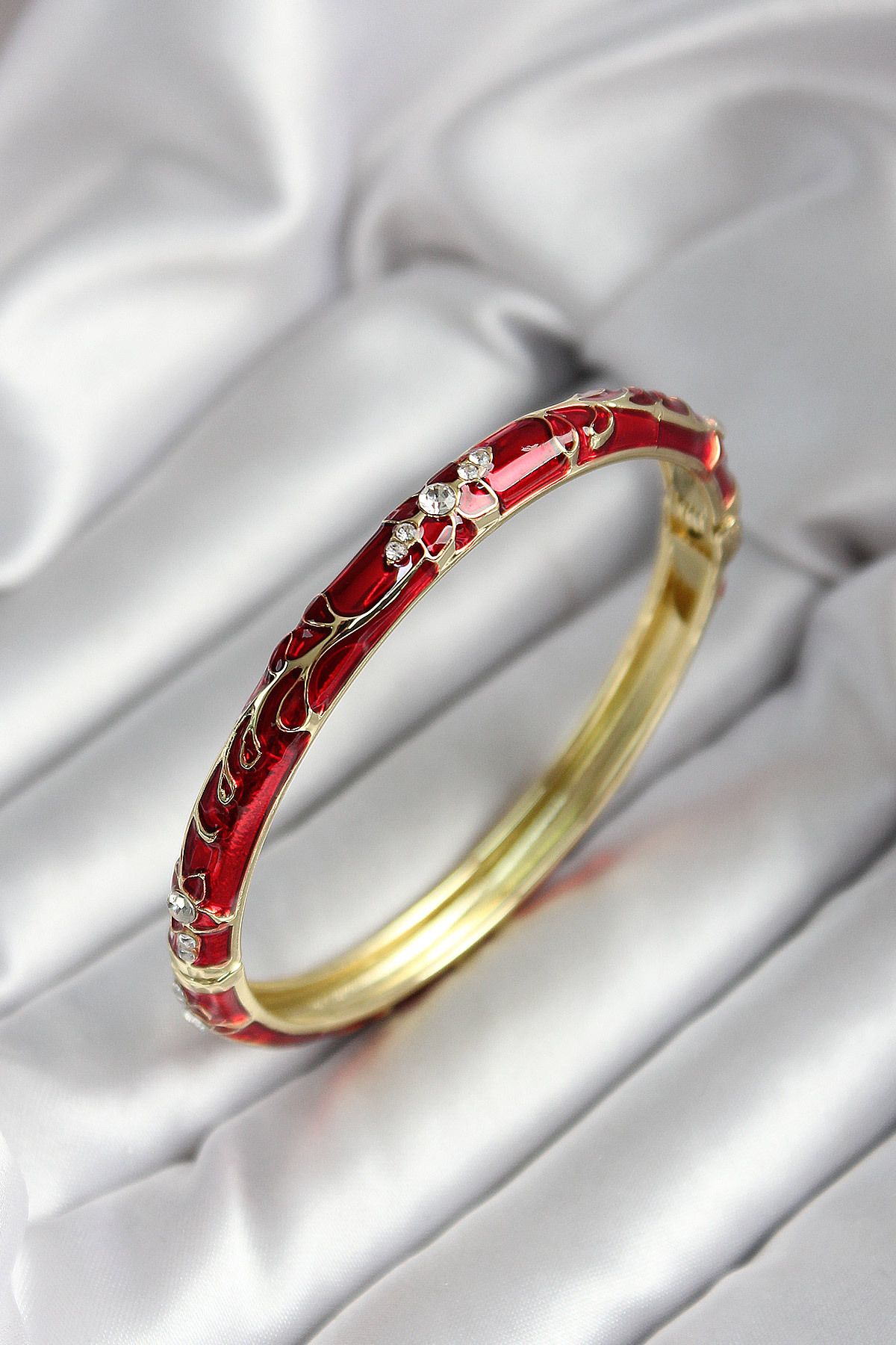 callerrons accessories Mineli Pirinç Kırmızı Çiçek Desenli Zirkon Taşlı Gold Renk Kadın Kelepçe - EBJ250530W34320