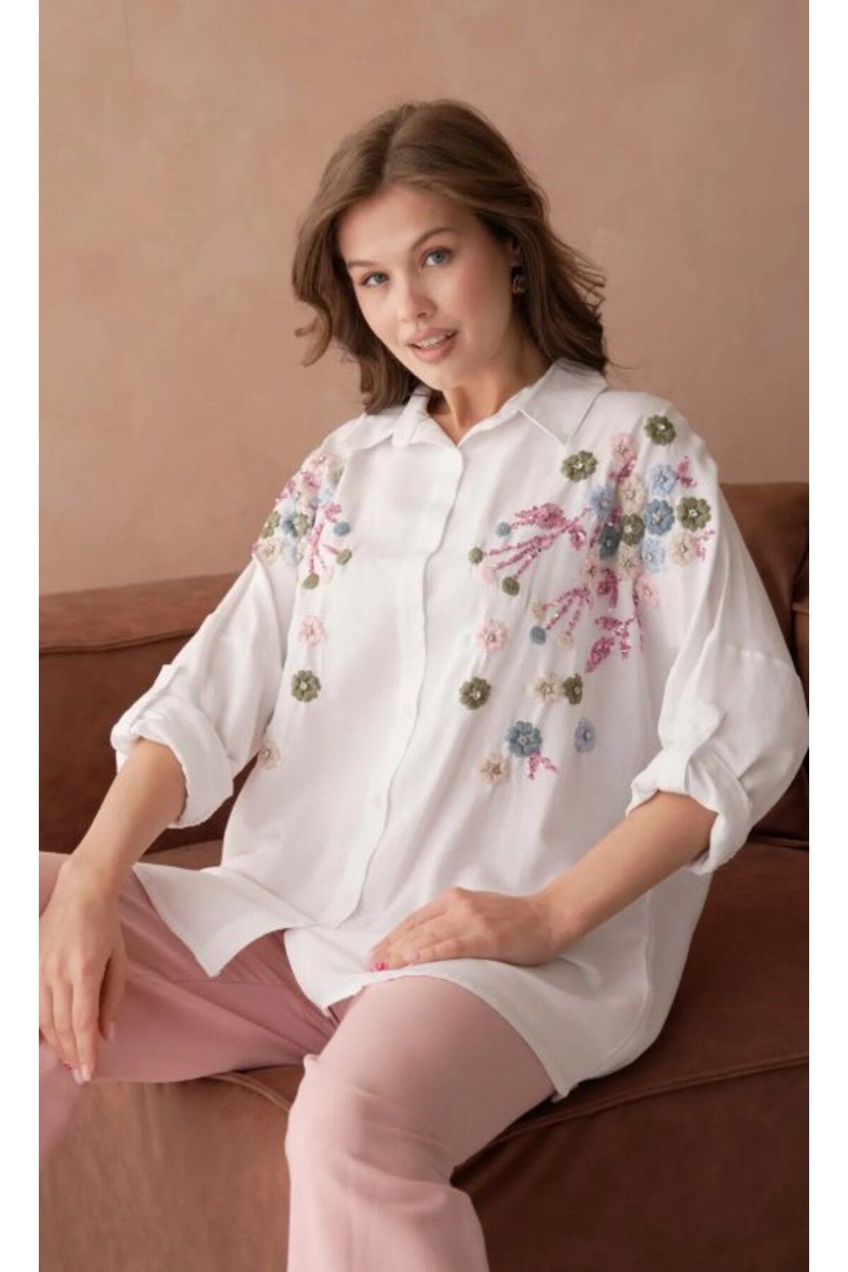 Fresh&Moda Kadın Nakış İşlemeli Keten Oversize Düğmeli Gömlek