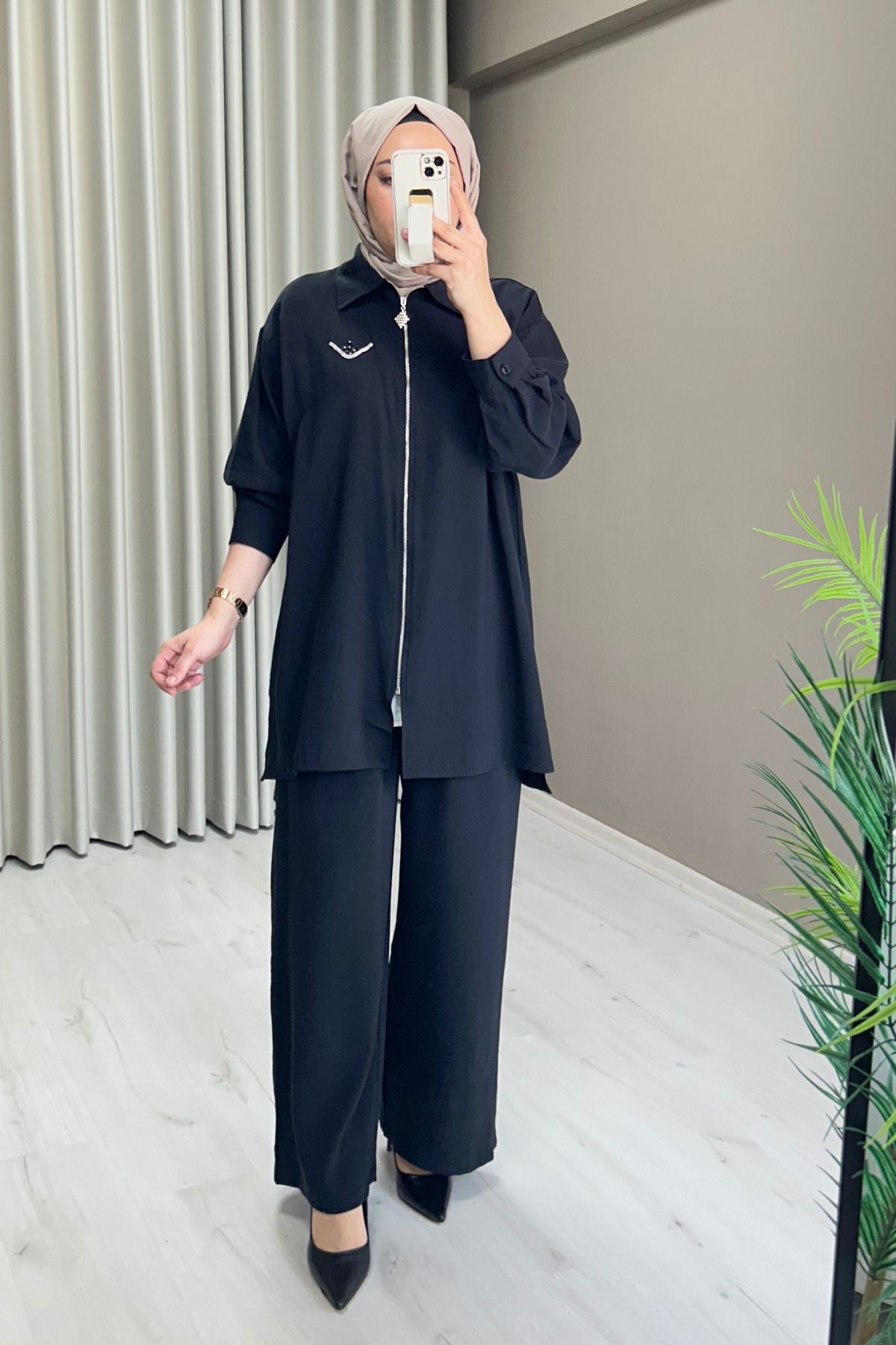 Camelya Fashion Modal Kumaş Fermuar ve Taş İşleme Detaylı Rahat Kalıp Tesettür İkili Takım