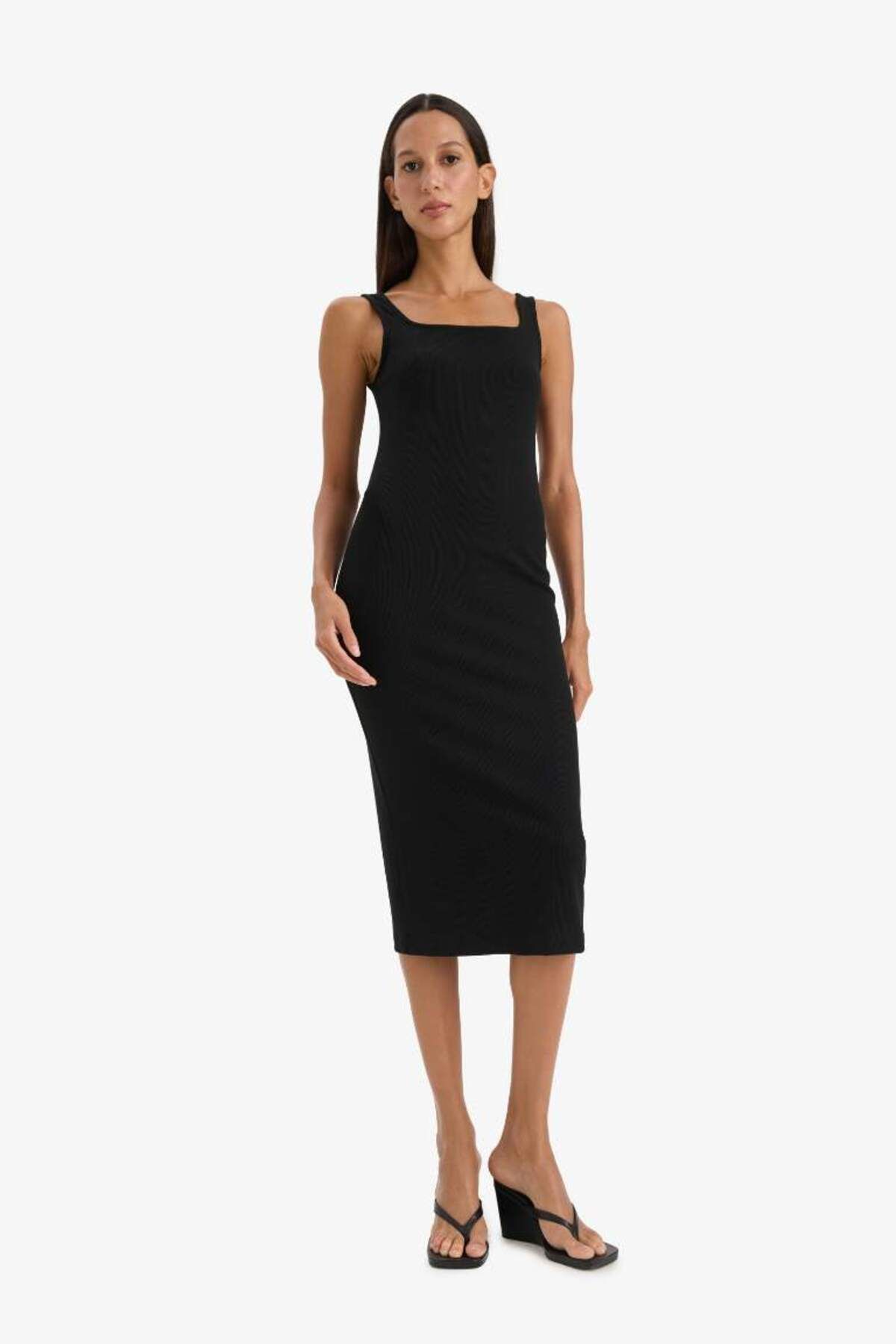 DeFacto Yeni Sezon Bodycon Vücudu Saran Kare Yaka Basic Düz Fitilli Kaşkorse Askılı Midi Siyah