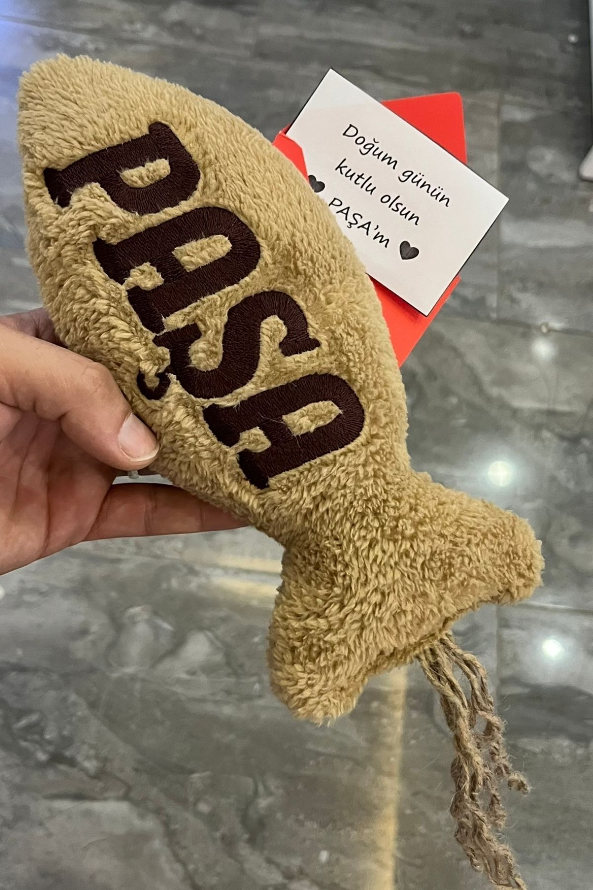 ULUBEN İsimli Peluş Balık Kedi Oyuncağı Nakış Işlemeli Isme Kişiye Özel Peluş Oyuncak