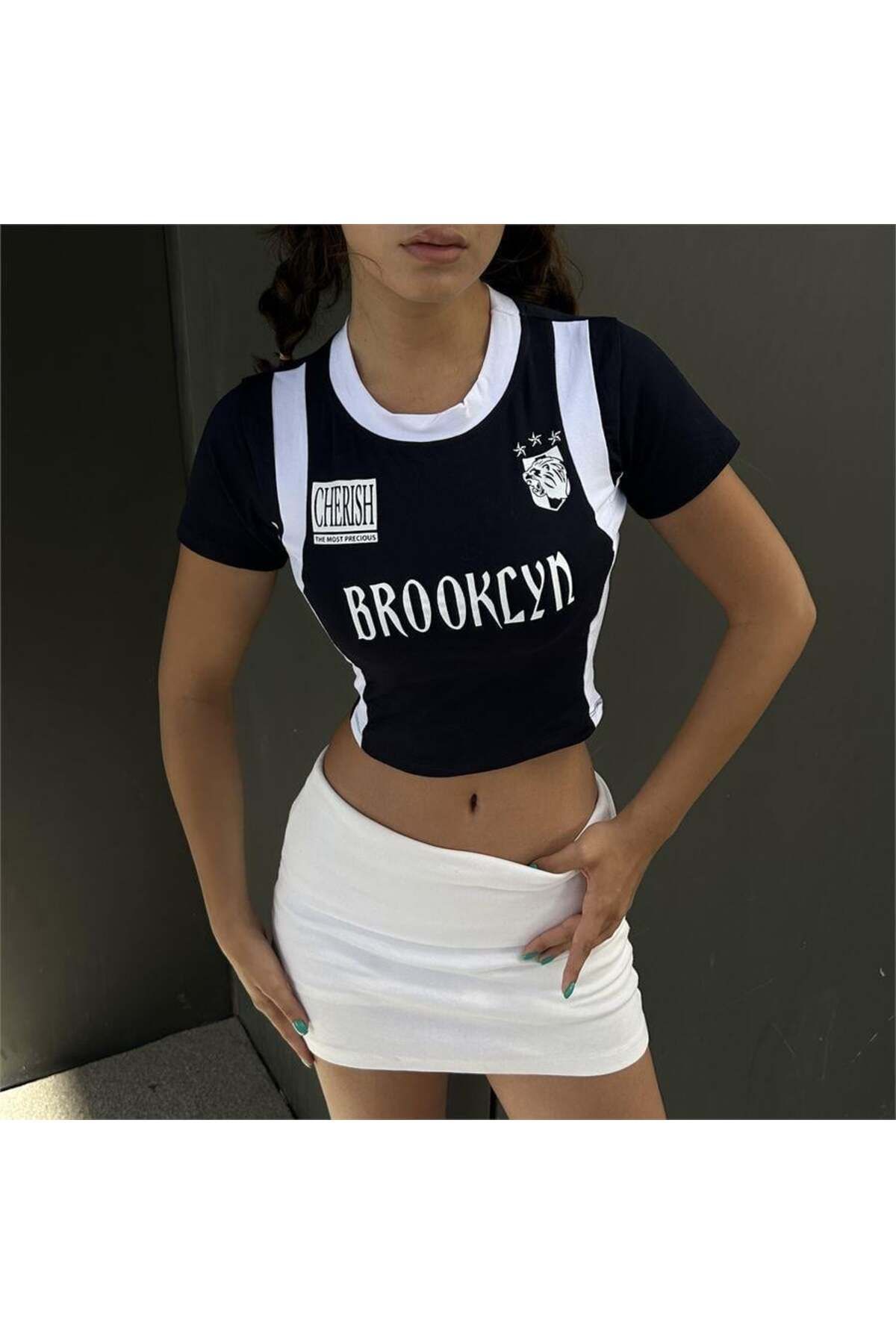 BALİNA Yeni Siyah Şerit Detaylı Brooklyn Kısa Kollu Crop -ALH