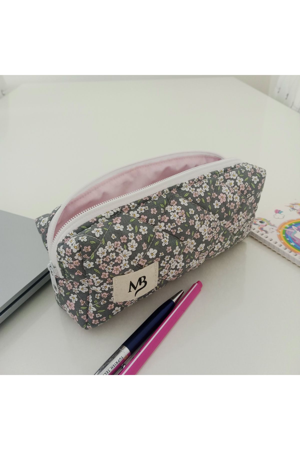 MB Pembe çiçek desenli kalem çantası