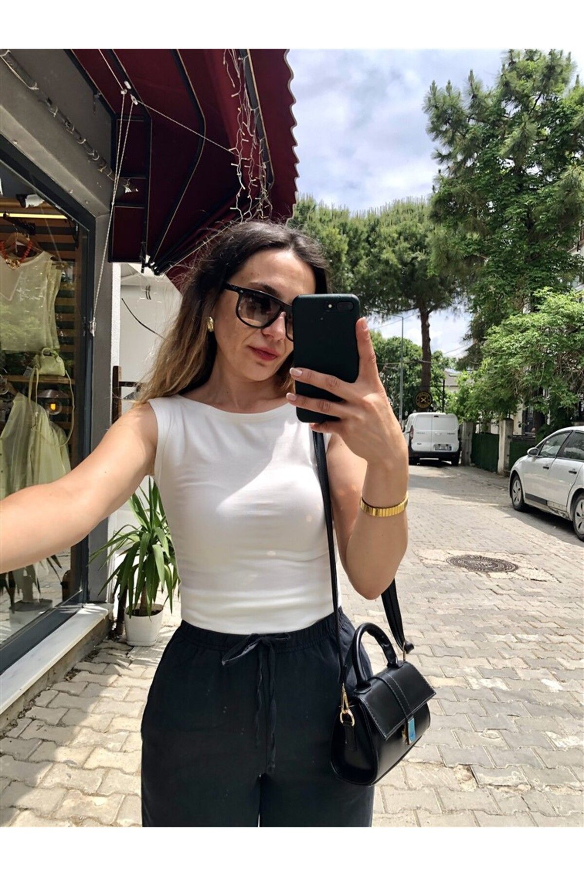 Gözde Tasarım Butik KADIN EKRU RENK KAYIK YAKA KOLSUZ MODAL BODY