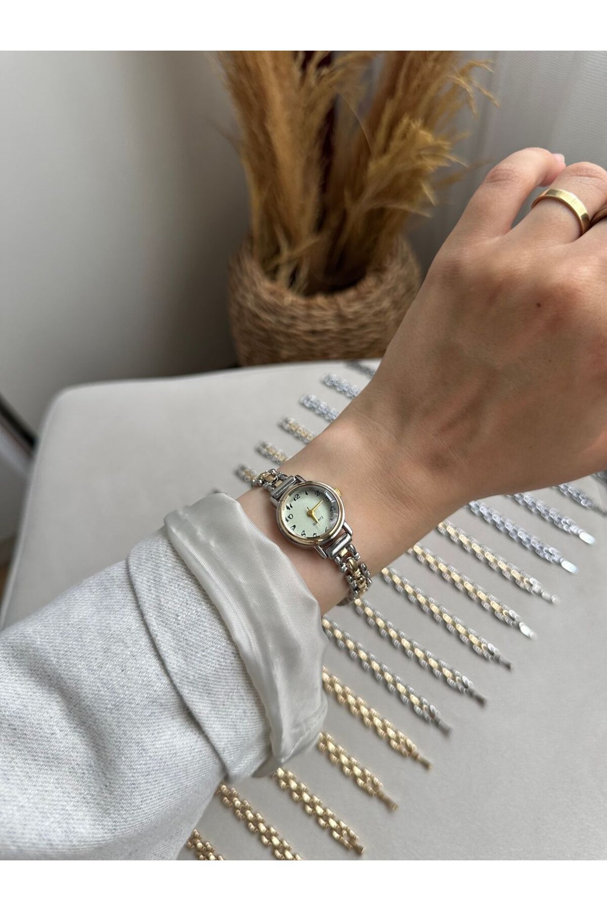 MERW July Model Gold Gümüş Yeşil Renk Metal Kordon Vintage Retro Seri Kadın Kol Saati