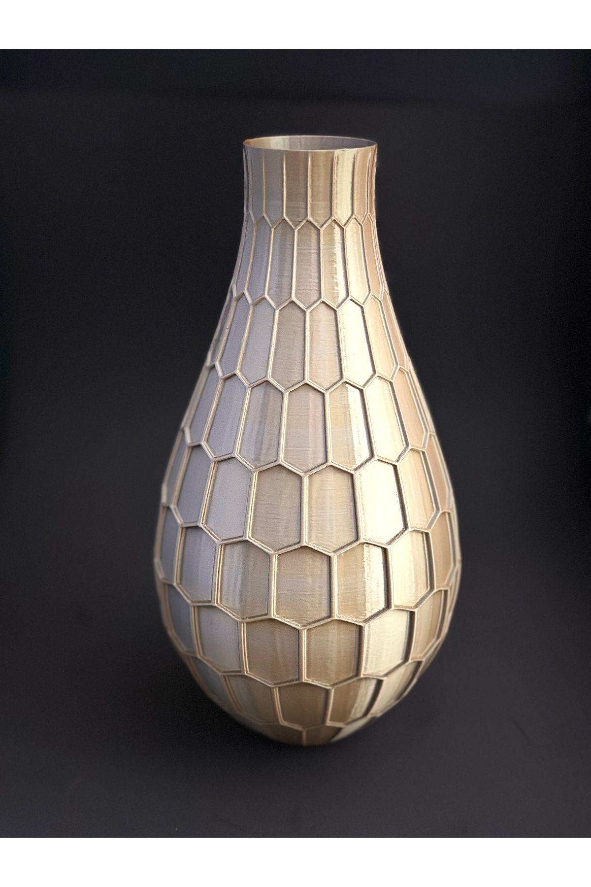 MaraStudio Honeycomb Elegance Vase