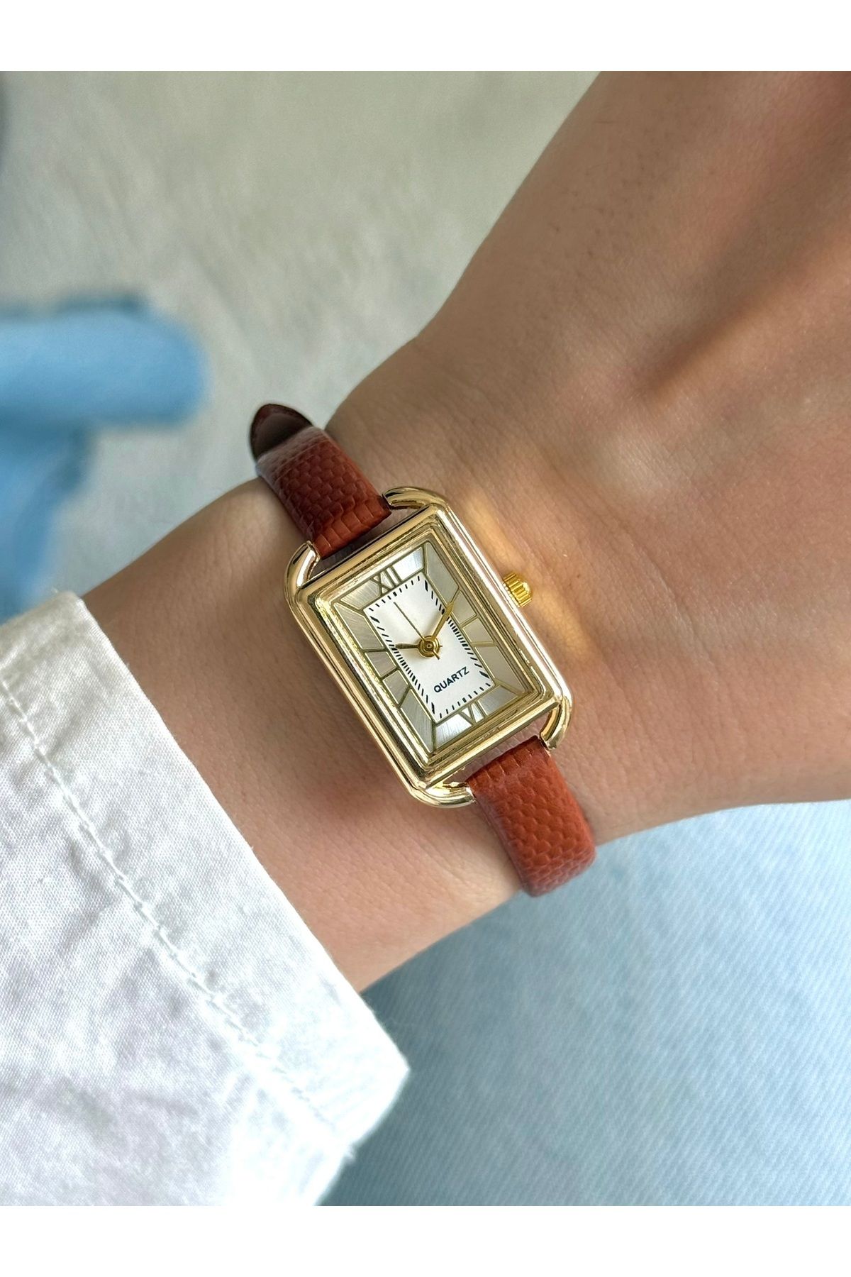 RoseandRoses Lida Minimal Desenli Deri Kayış Vintage Model Kadın Kol Saati
