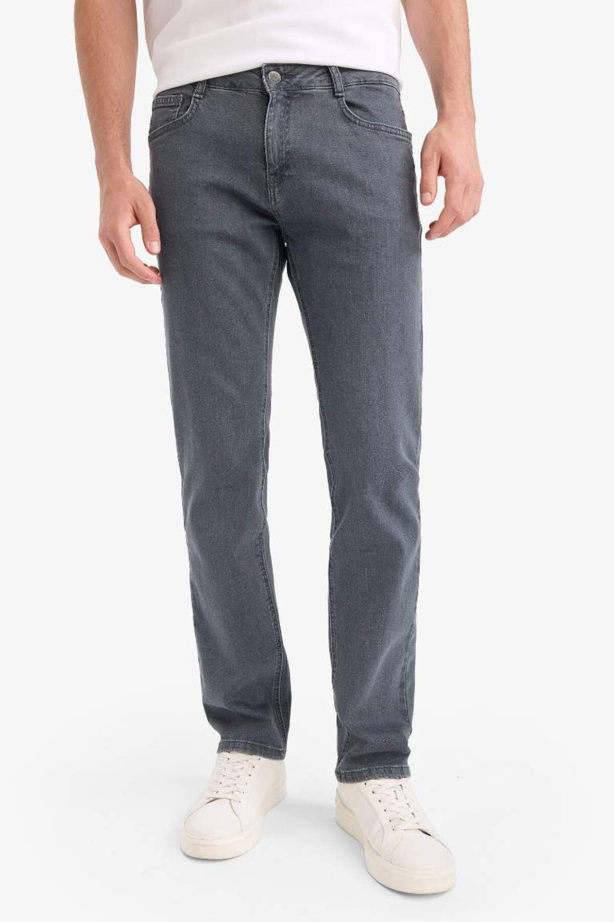 DeFacto Yeni Sezon Sergio Regular Fit Normal Kalıp Normal Bel Boru Paça Jean Pantolon