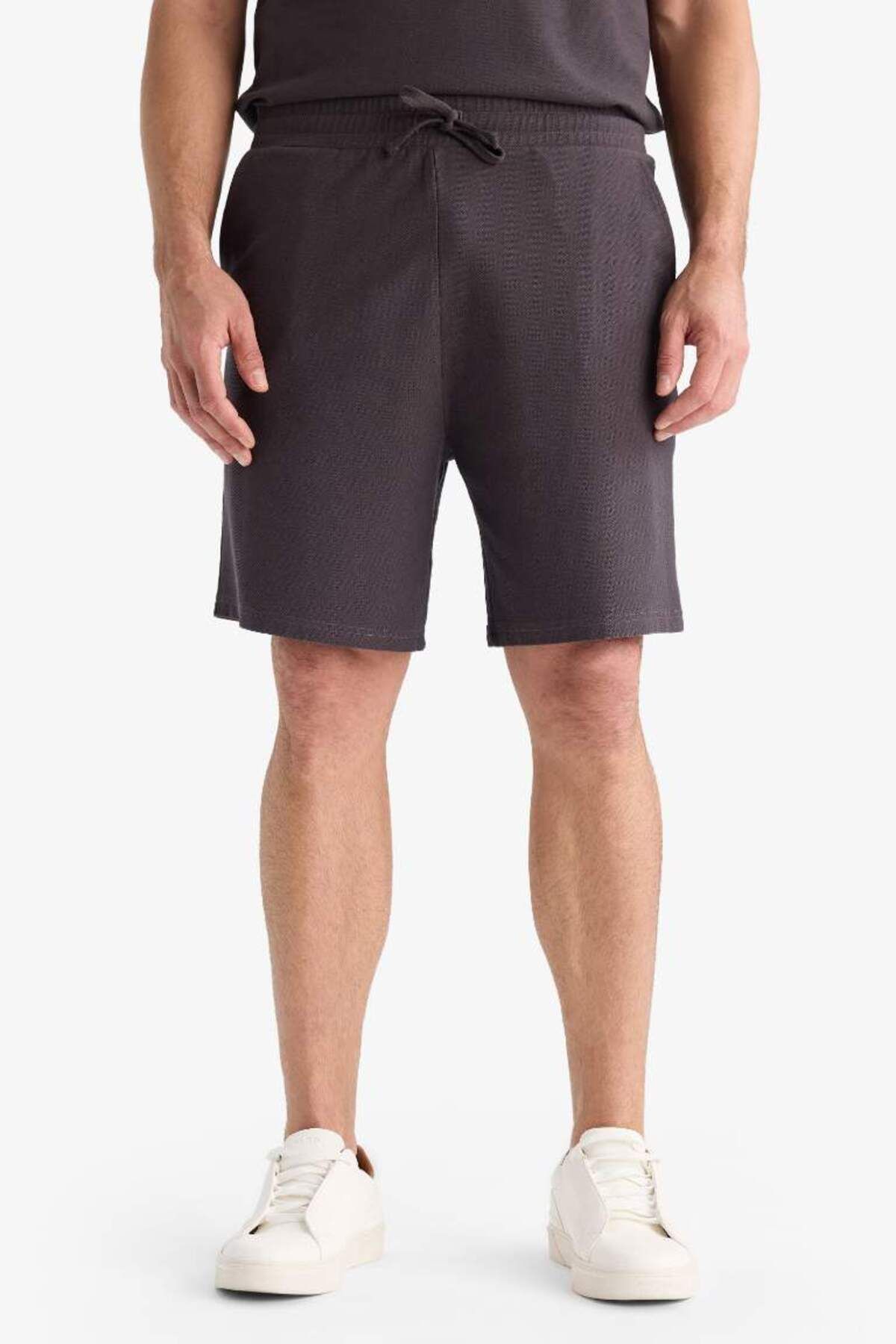 DeFacto Yeni Sezon %100 Pamuk Relax Fit Twill Dokulu Cepli Şort