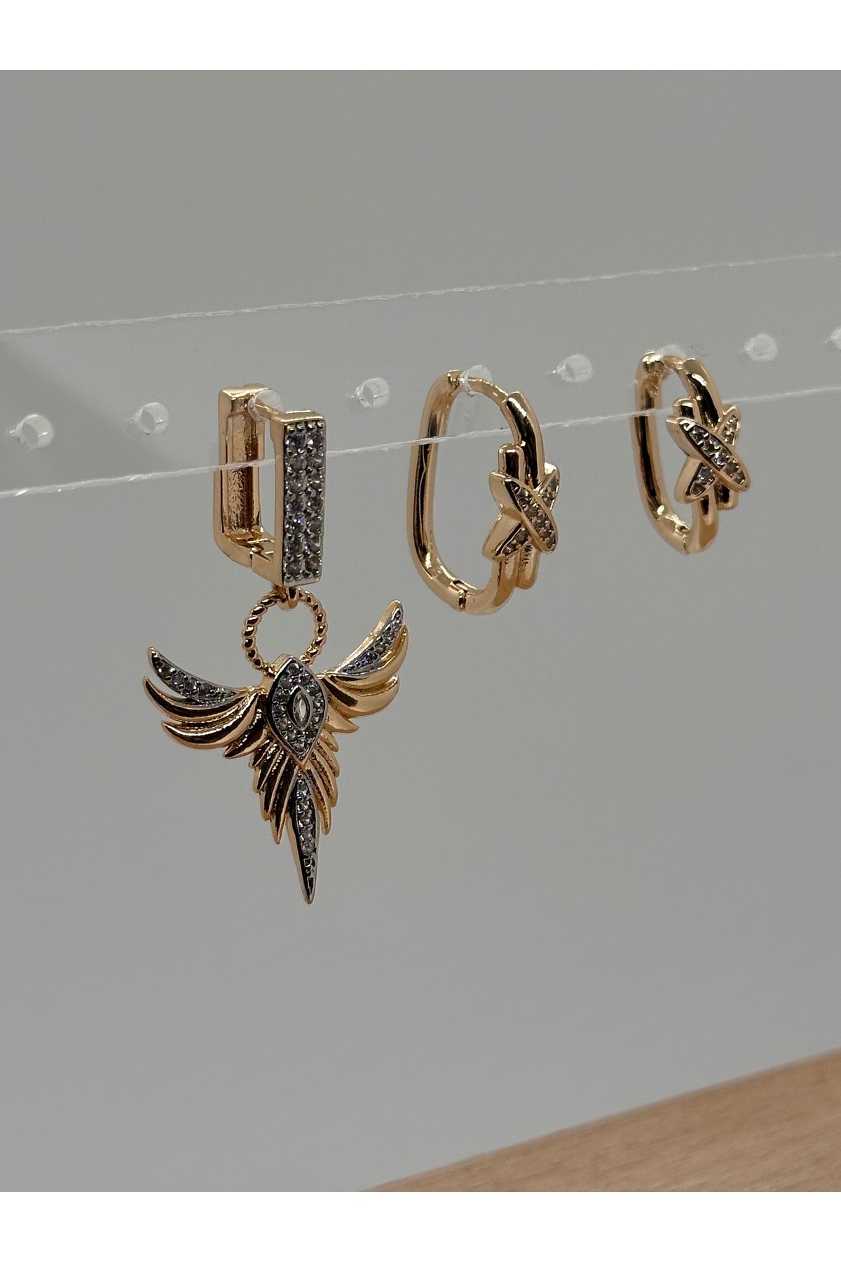 MY1COMPANY 3 lü kanatlı gold zirkon taşlı küpe