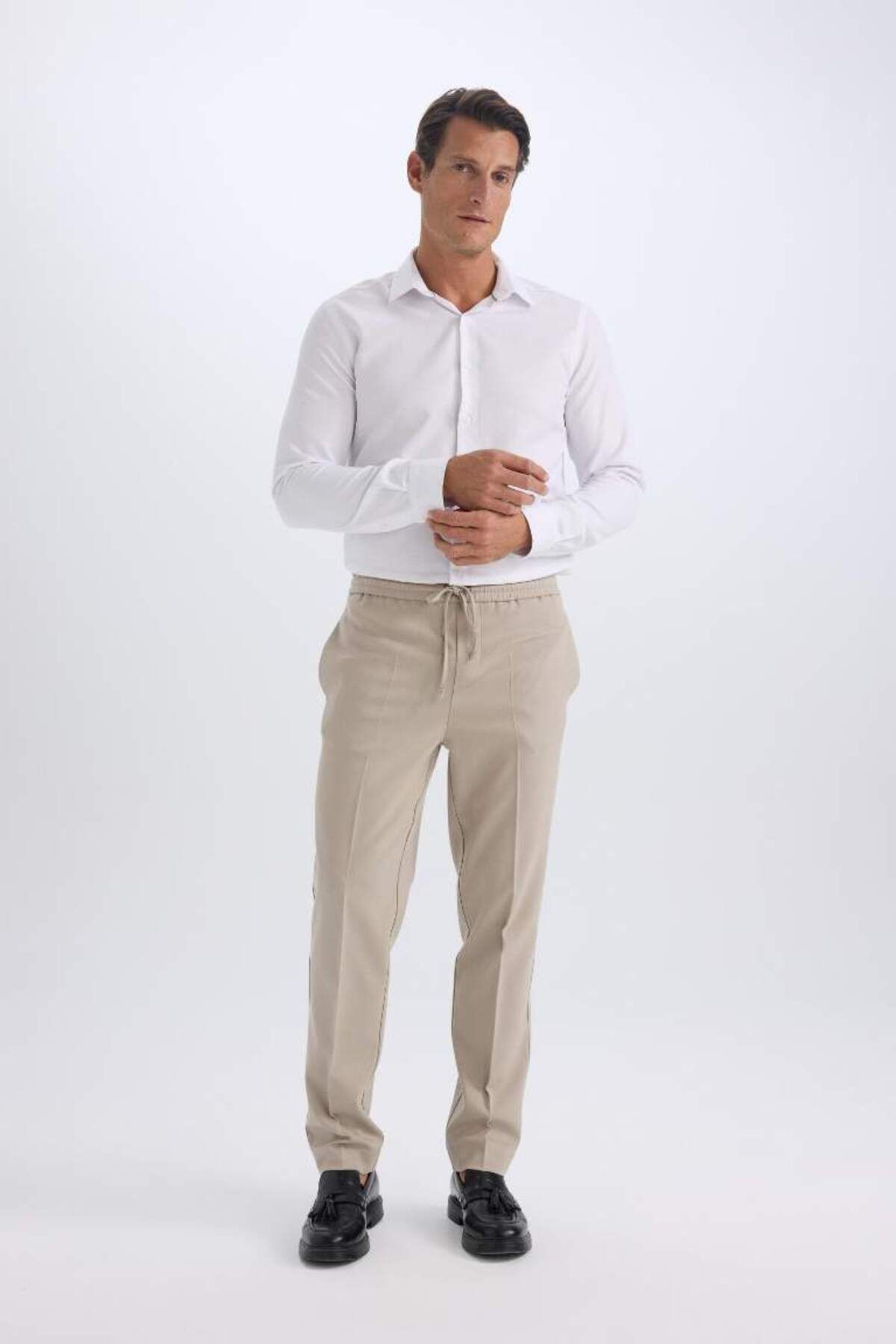 DeFacto-Summer Fabric Jogger Pants with Lacing at the Waist Elastic Straight Leg Stretching in All Directions with Pockets A9943Ax25Sp 2