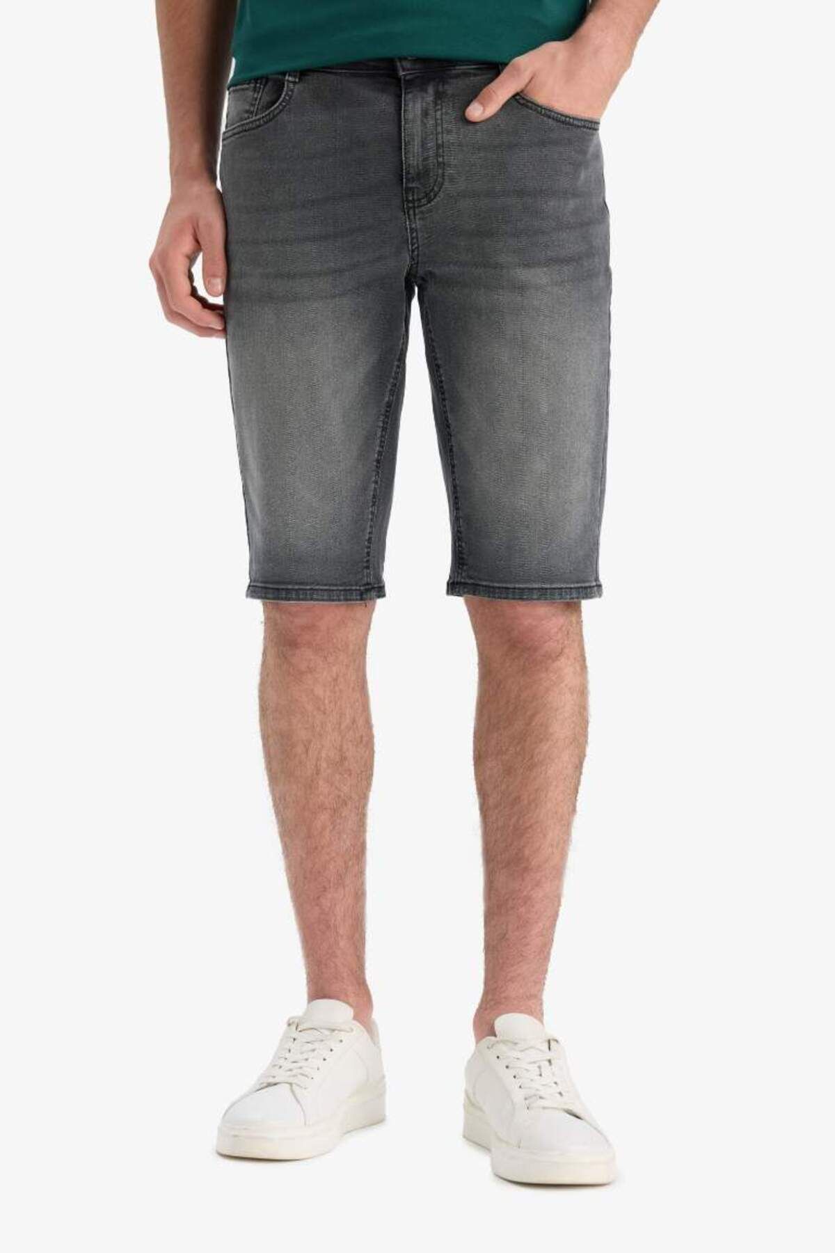 DeFacto Yeni Sezon Regular Fit Jean Bermuda Şort