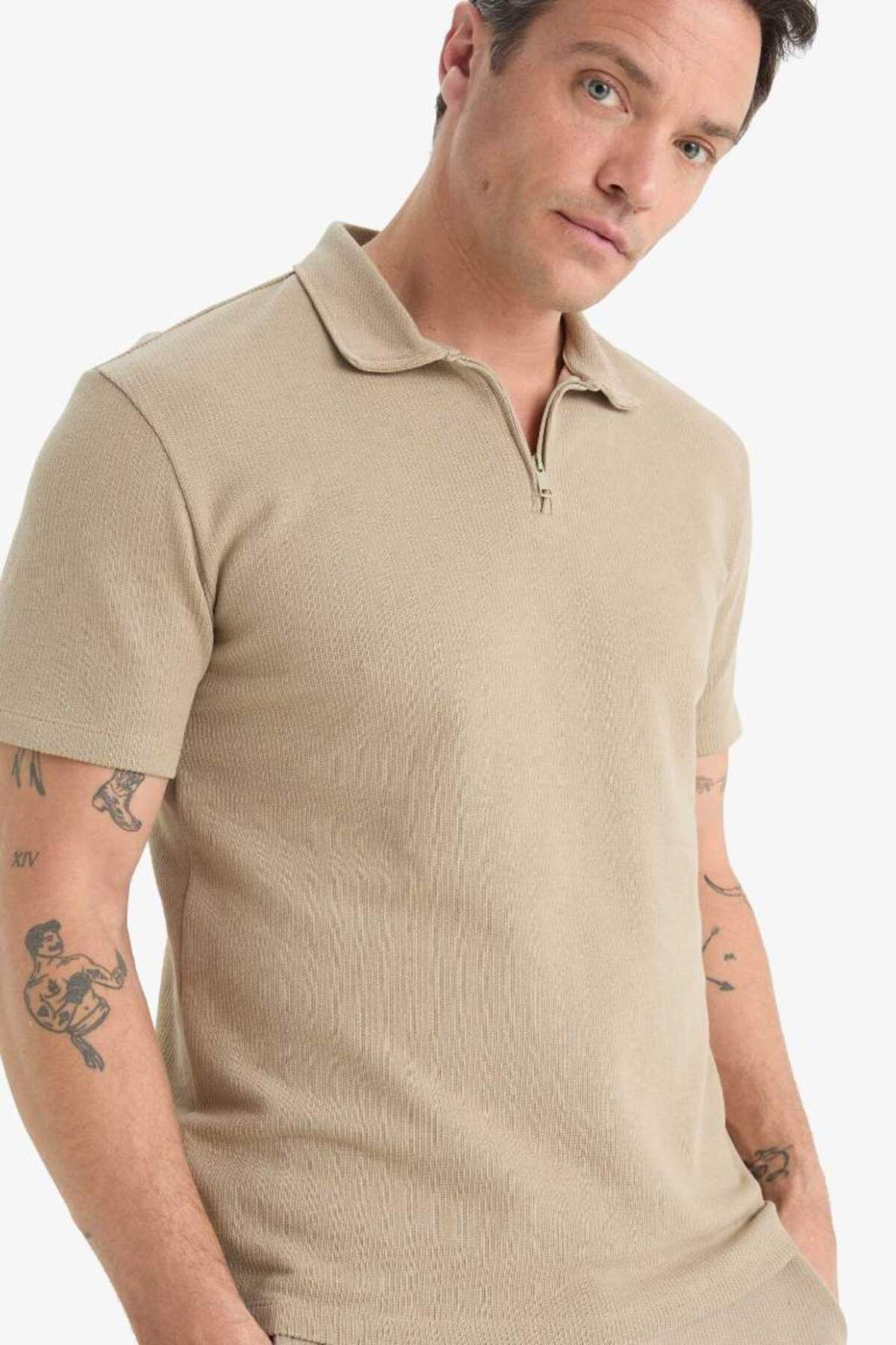 DeFacto Yeni Sezon Regular Fit Kısa Kollu Dokulu Polo Tişört