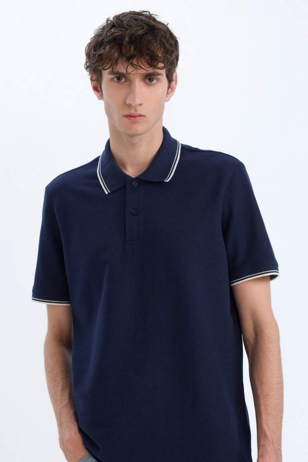 DeFacto Yeni Sezon Regular Fit Polo Yaka Kısa Kollu Waffle Polo Tişört