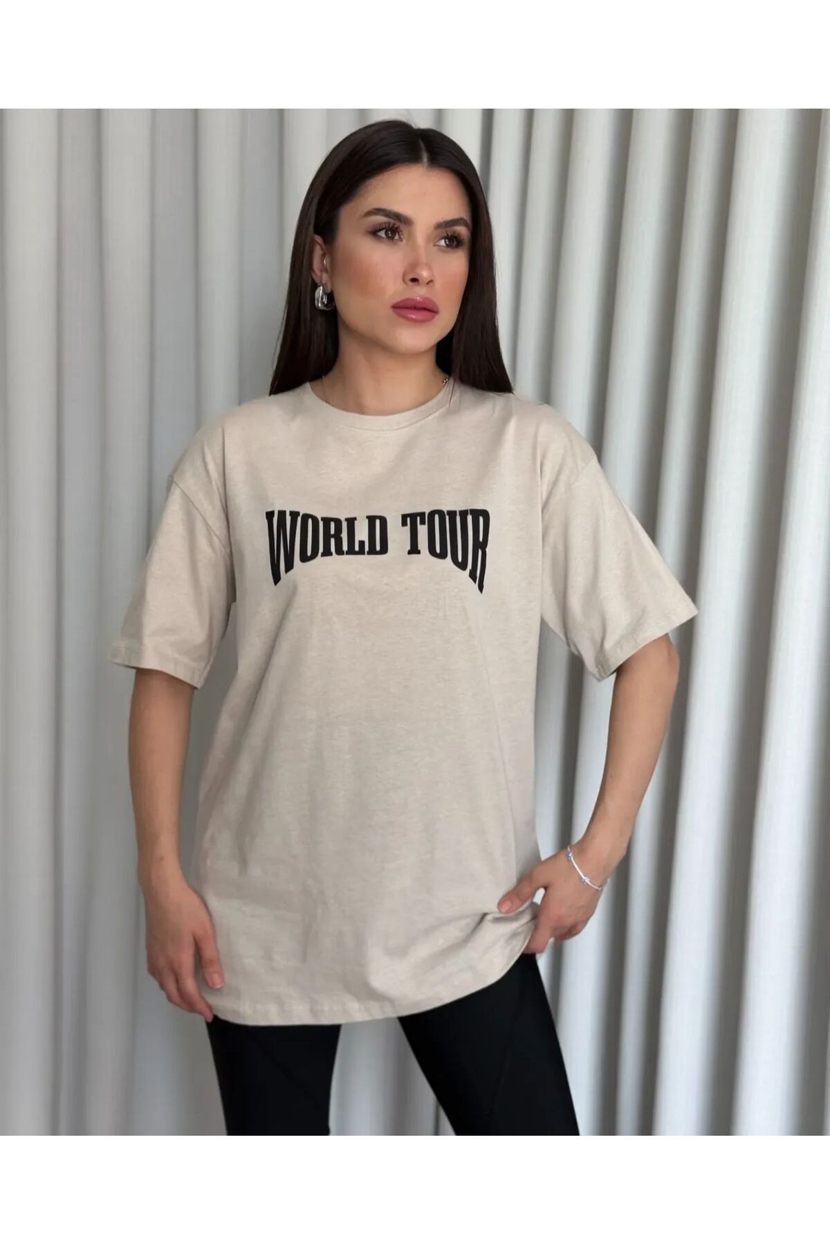 RENK RENK OUTLET YS13 WORLD TOUR BSK TSHIRT
