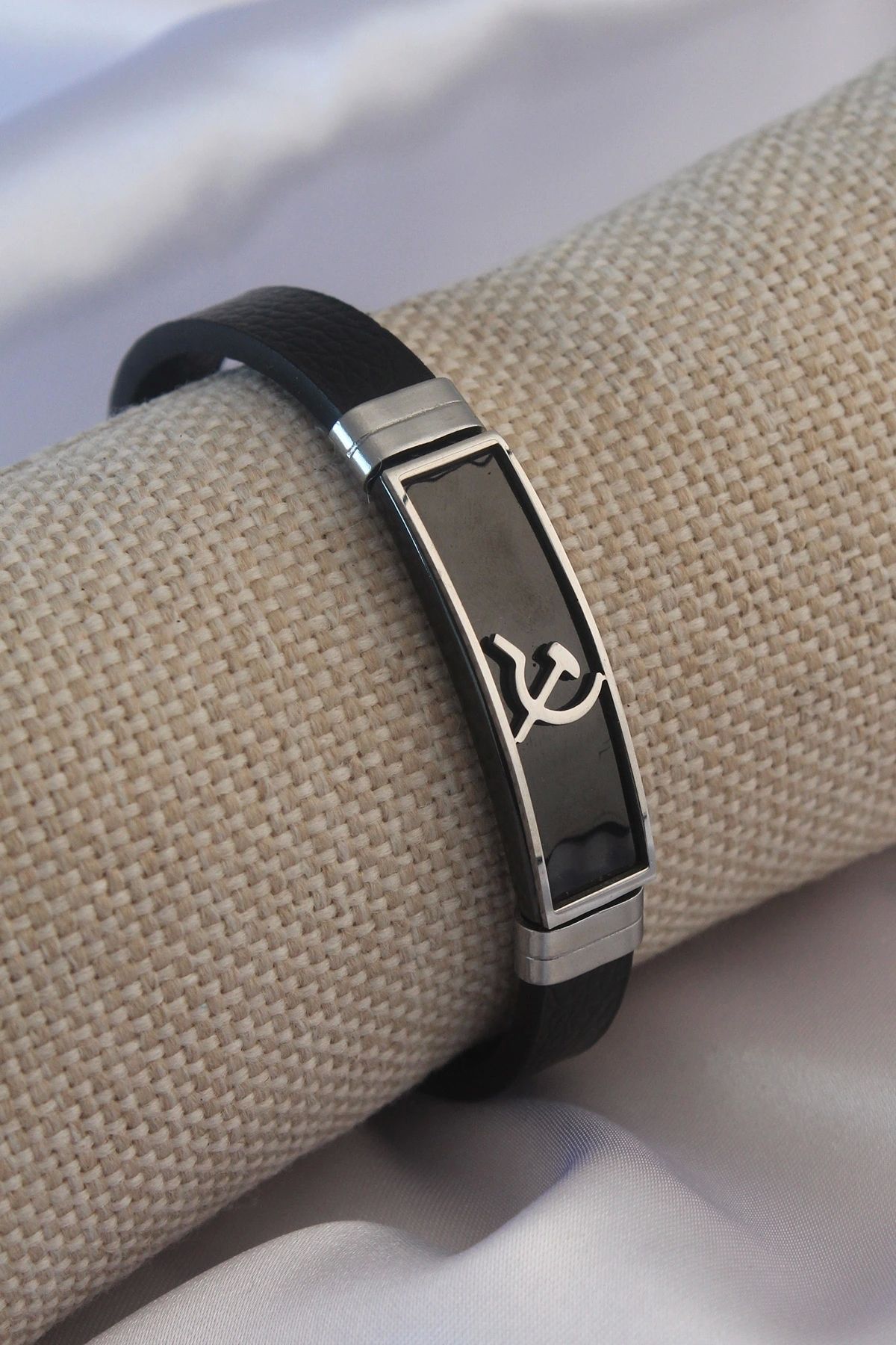 OurStyles Siyah Metal Çekiç Orak Model Siyah Deri Erkek Bileklik - TJ-EB3574