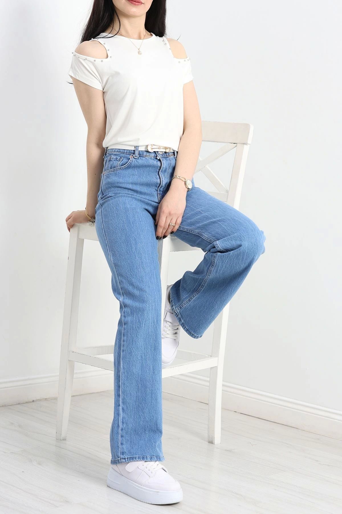 OurStyles Omuz Kesik İnci Detaylı Viskon Bluz Ekru - 80057.599.