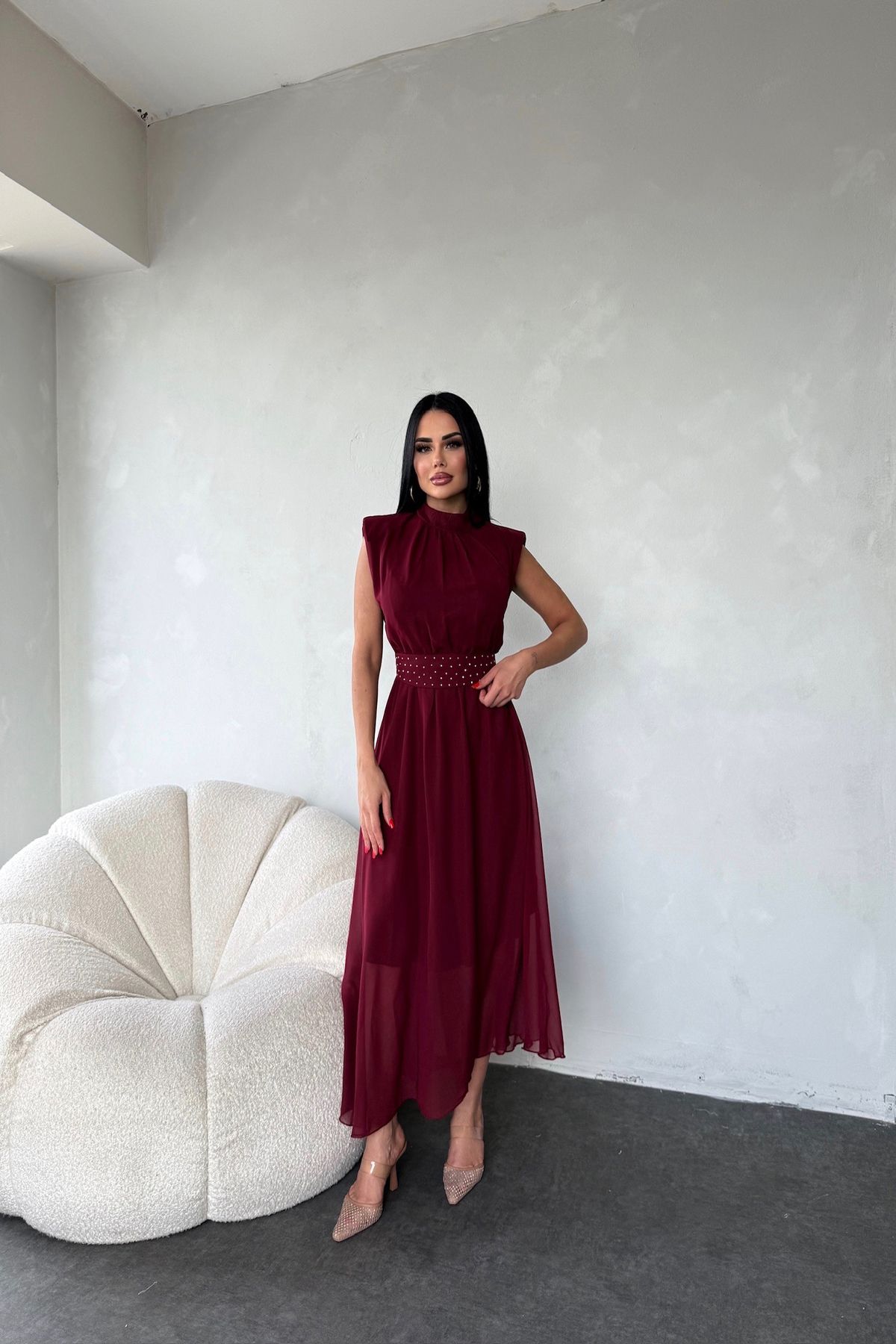 XXL BUTİK Kadın kuşağı taş detaylı halter yaka şifon elbise X-NBMY3509