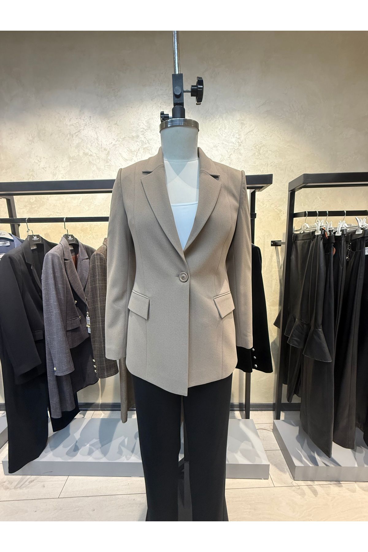 Merkür Açık Bej Blazer Ceket