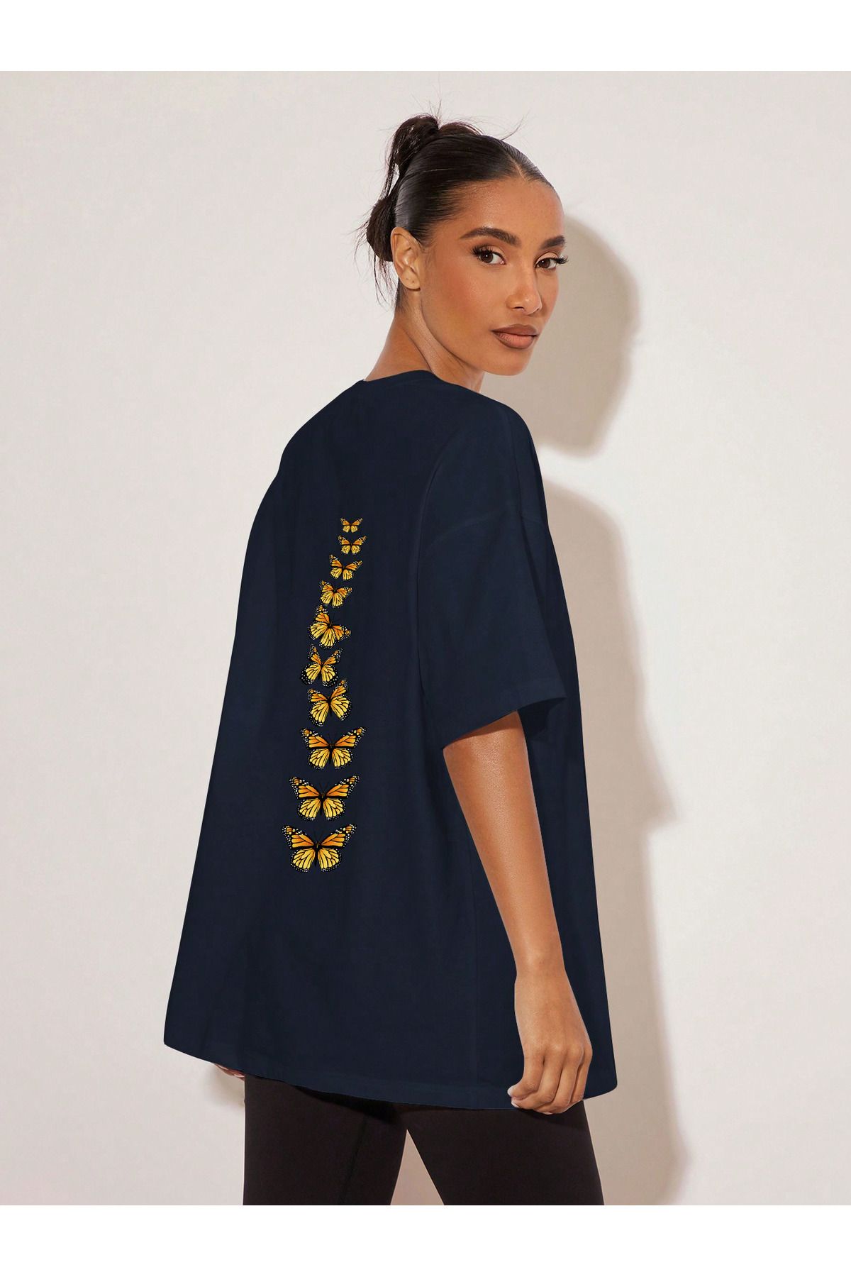 ModaSphere Unisex Sırt Kral Kelebek Baskılı T-shirt