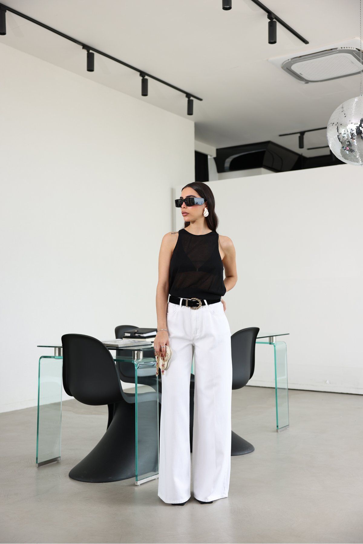 Özge Özgenç Yumuşak Dokulu Palazzo Jean