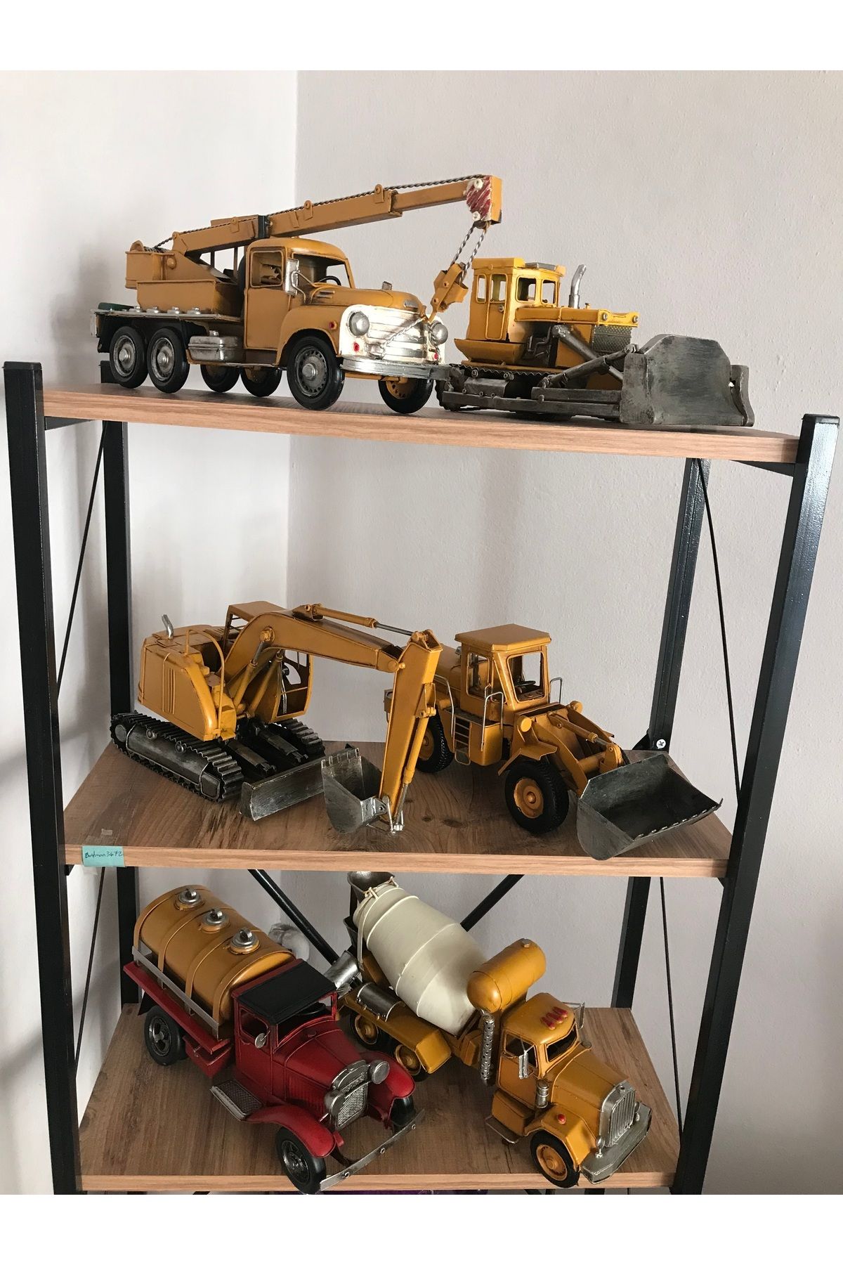 NOSTALJİM DEKORATİF METAL EKSKAVATÖR, KEPÇE, BULDOZER, BETON MİKSERİ, VİNÇ, TANKER, 6 LI SET