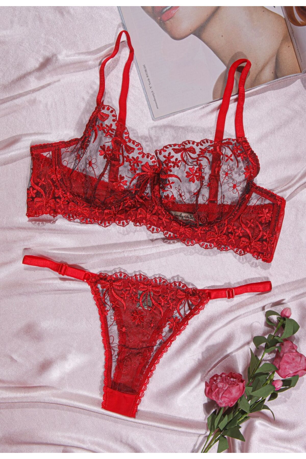 Velisse Kırmızı Dantelli Bralet Takımı