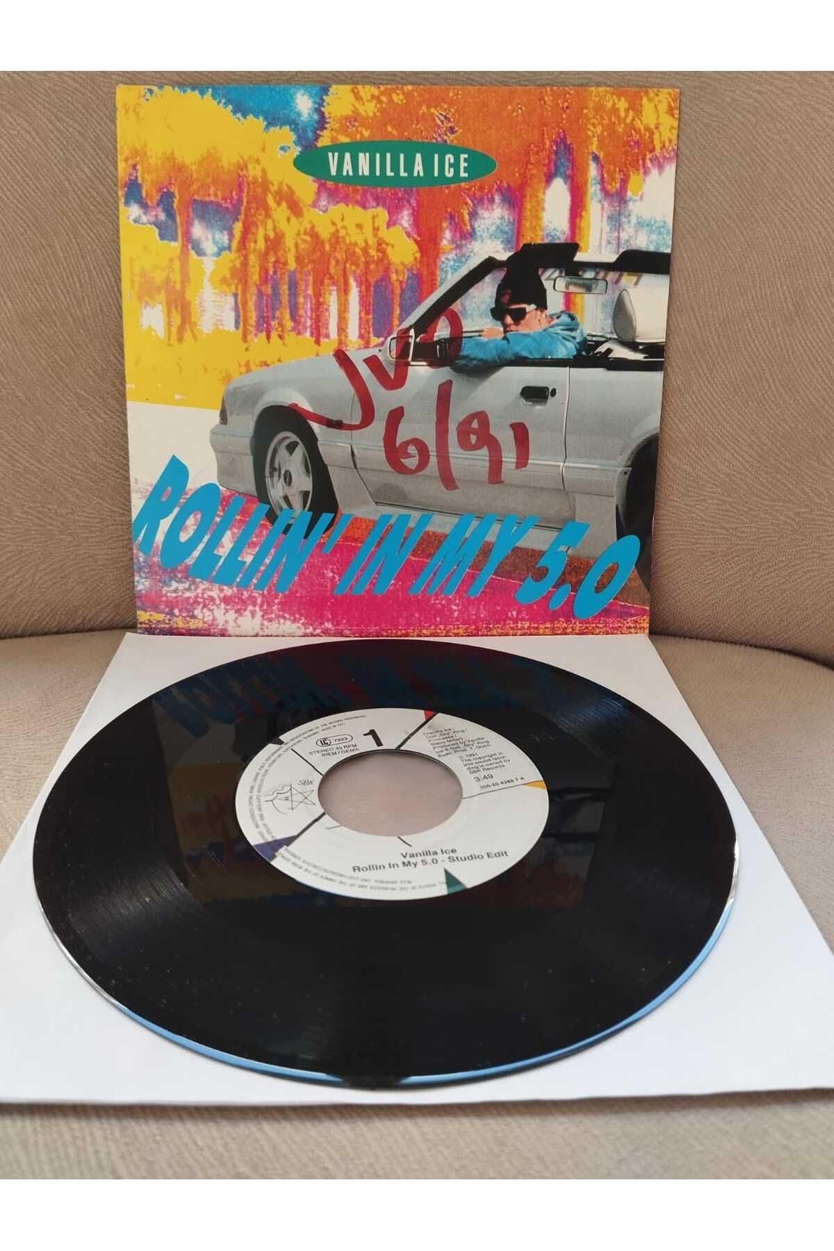 Plakperest Vanilla Ice – Rollin’ In My 5.0 - 1991 Almanya Basım 45 LİK PLAK-2.EL