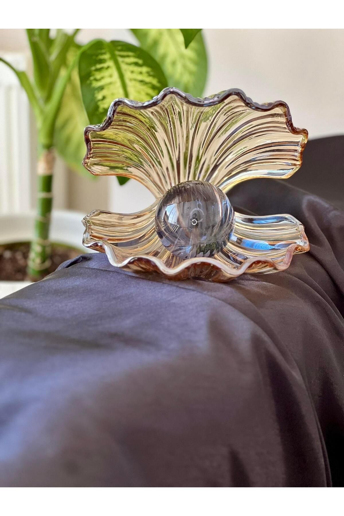 BGV HOME İncili İstiridye Cam Füme Top Obje