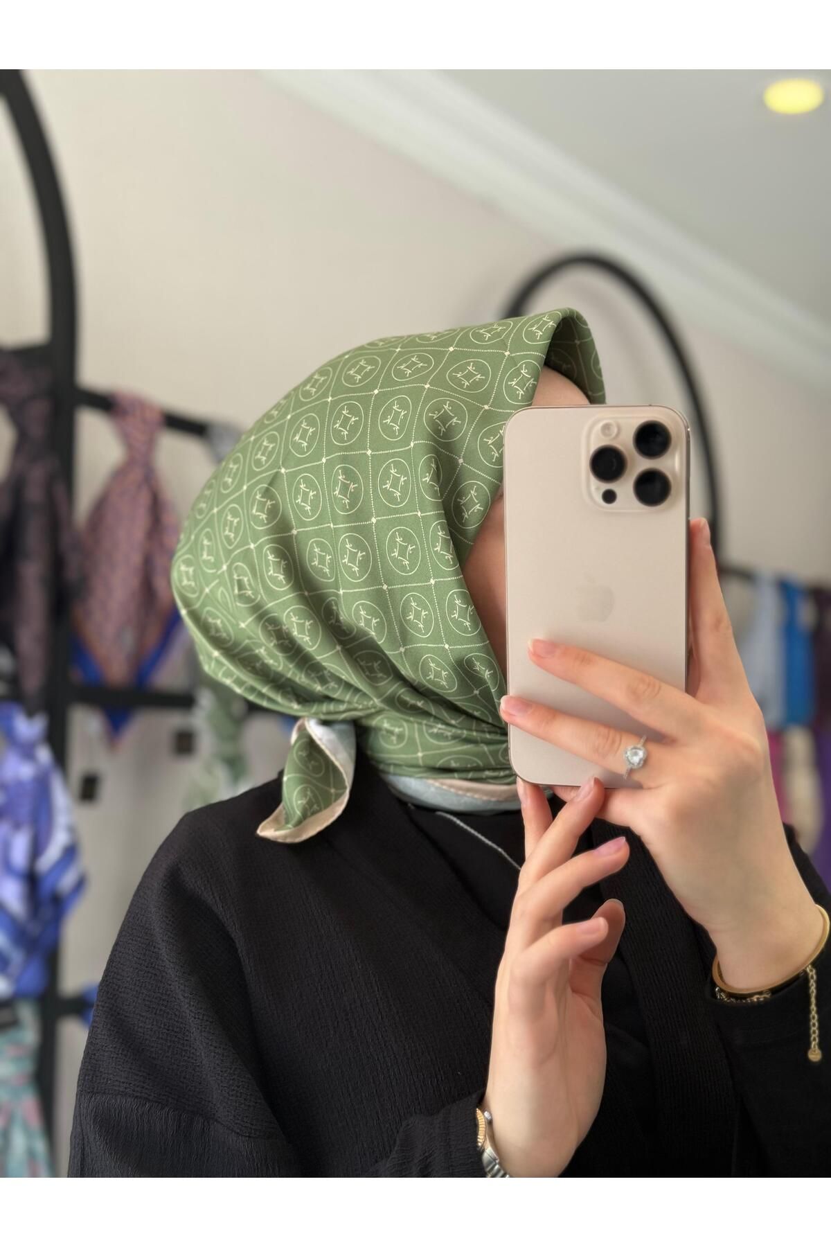 MONOOR CARDİN DESEN SOFT EŞARP