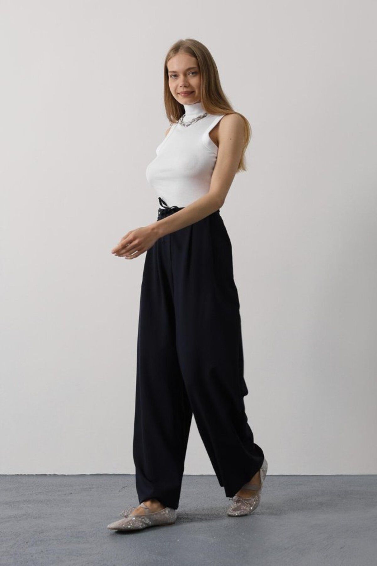 Meleners Pileli Bağcıklı Oversize Pantolon - Lacivert