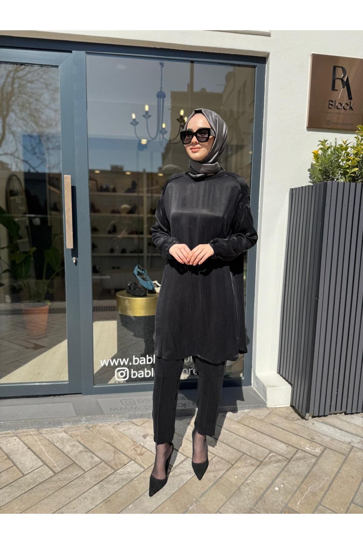 MissWhence Omuz Dikişli Kadın Cupro Takım Siyah