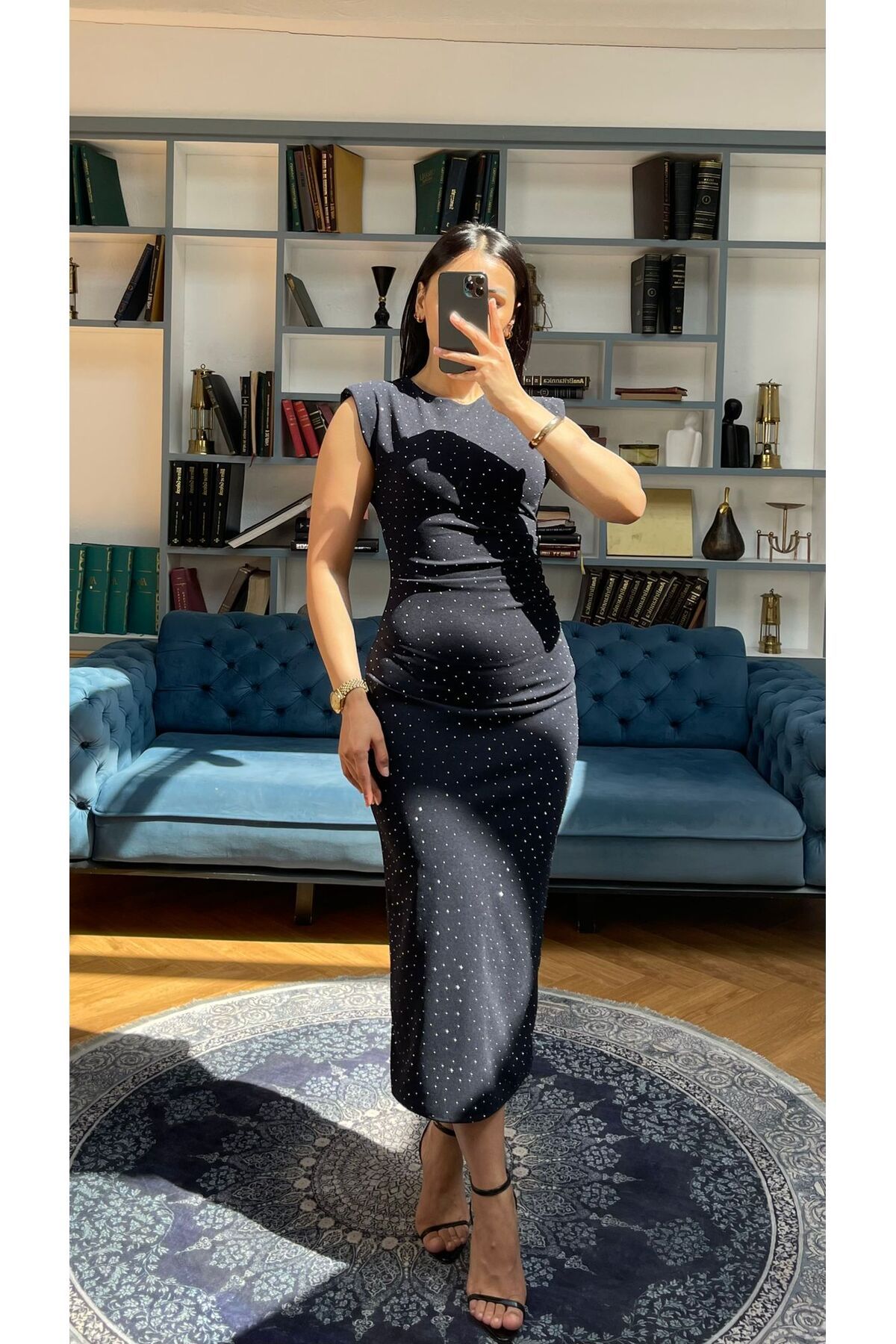 Nida Boutique Sıfır Kol Vatkalı Taşlı Krep Elbise