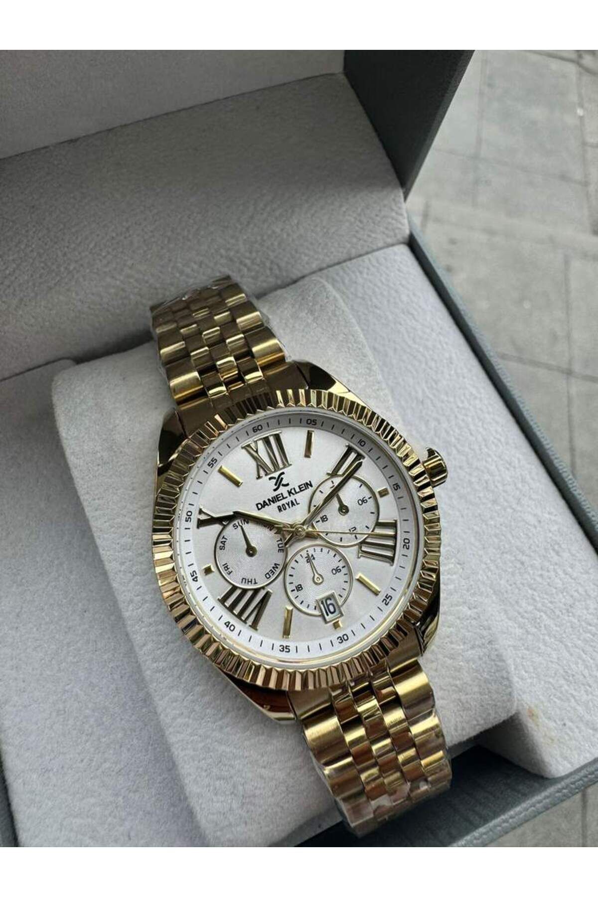Daniel Klein DKE.1.10877-2 KADIN KOL SAATİ
