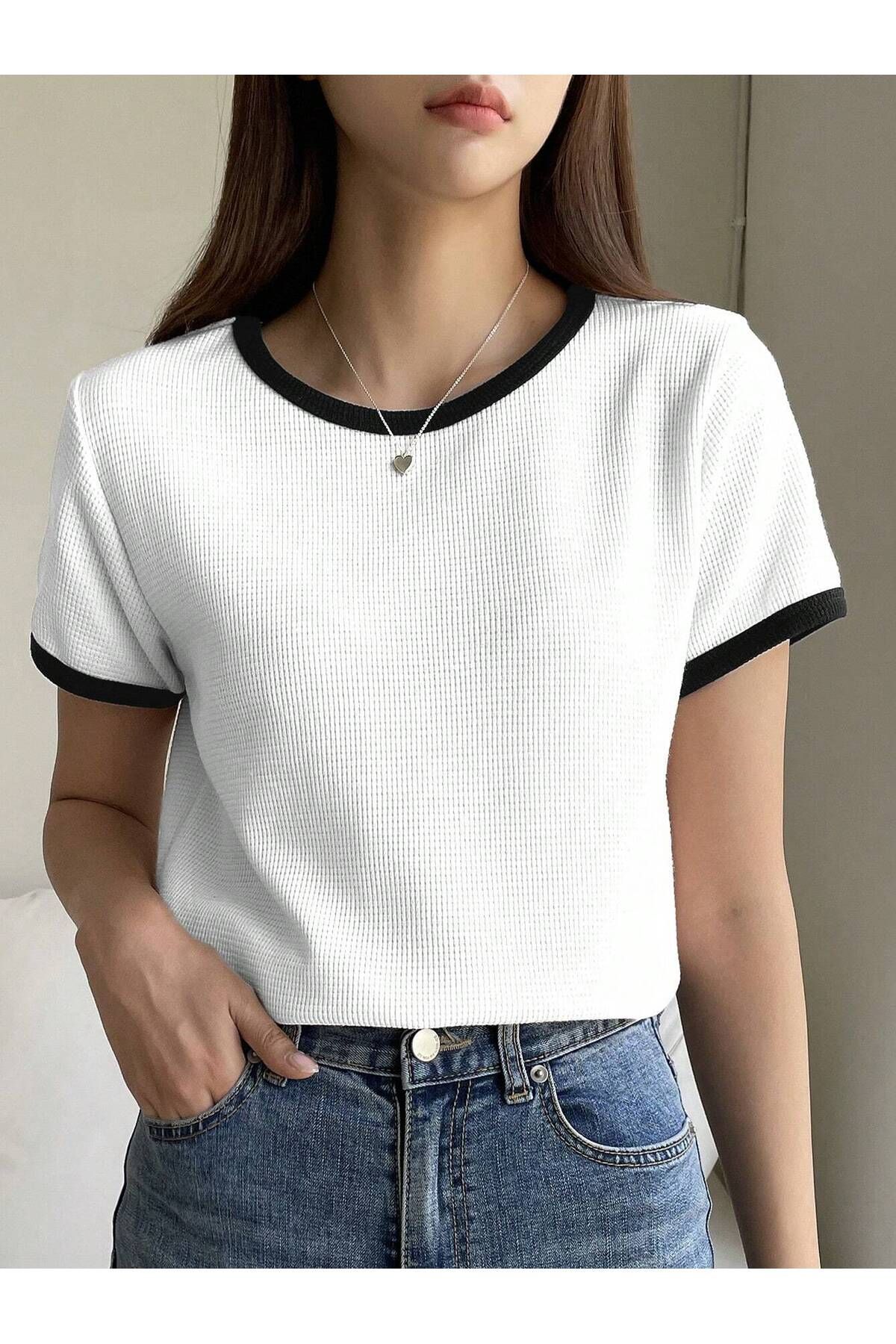 banessa Şık Kadın Beyaz Triko T-Shirt