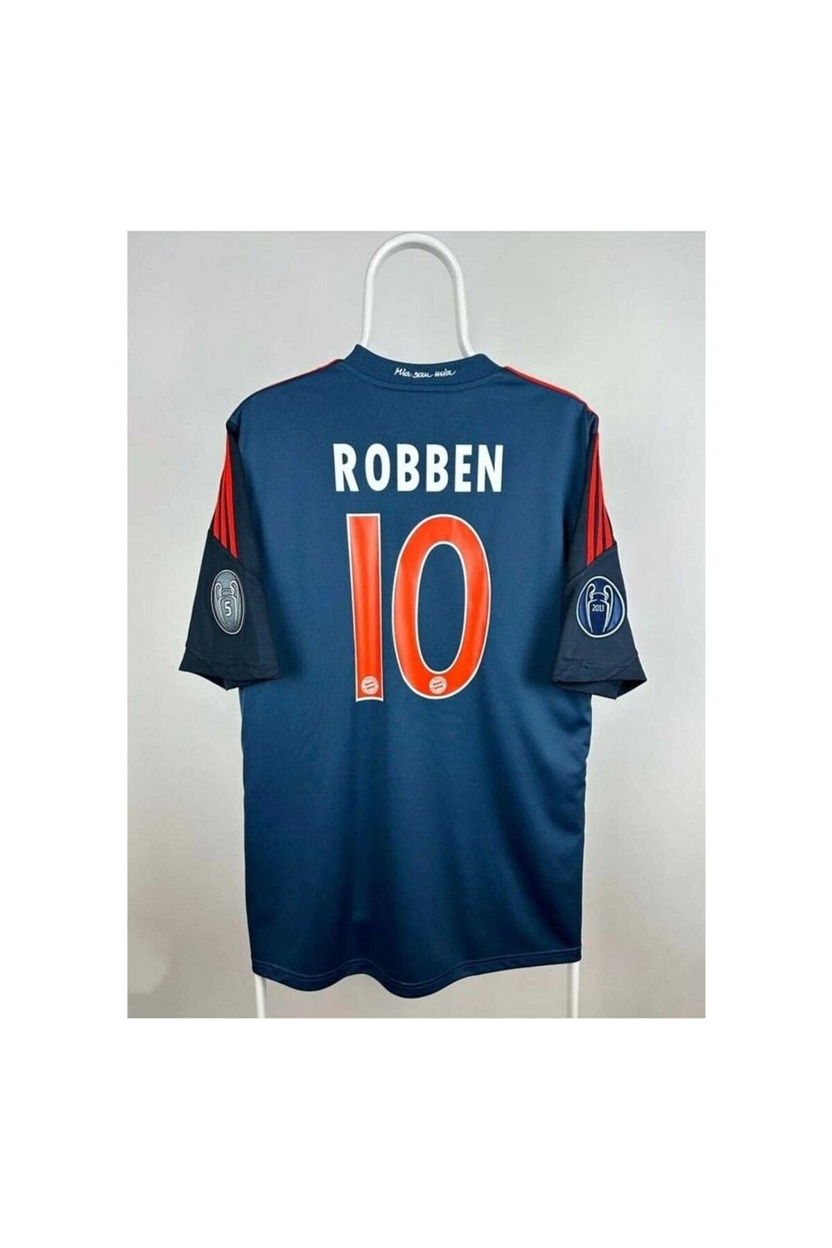kombinezyum B.A.Y.E.R.N/M.Ü.N.İ.H 2013/14 Sezonu #10 Arjen Robben Nostalji Forması