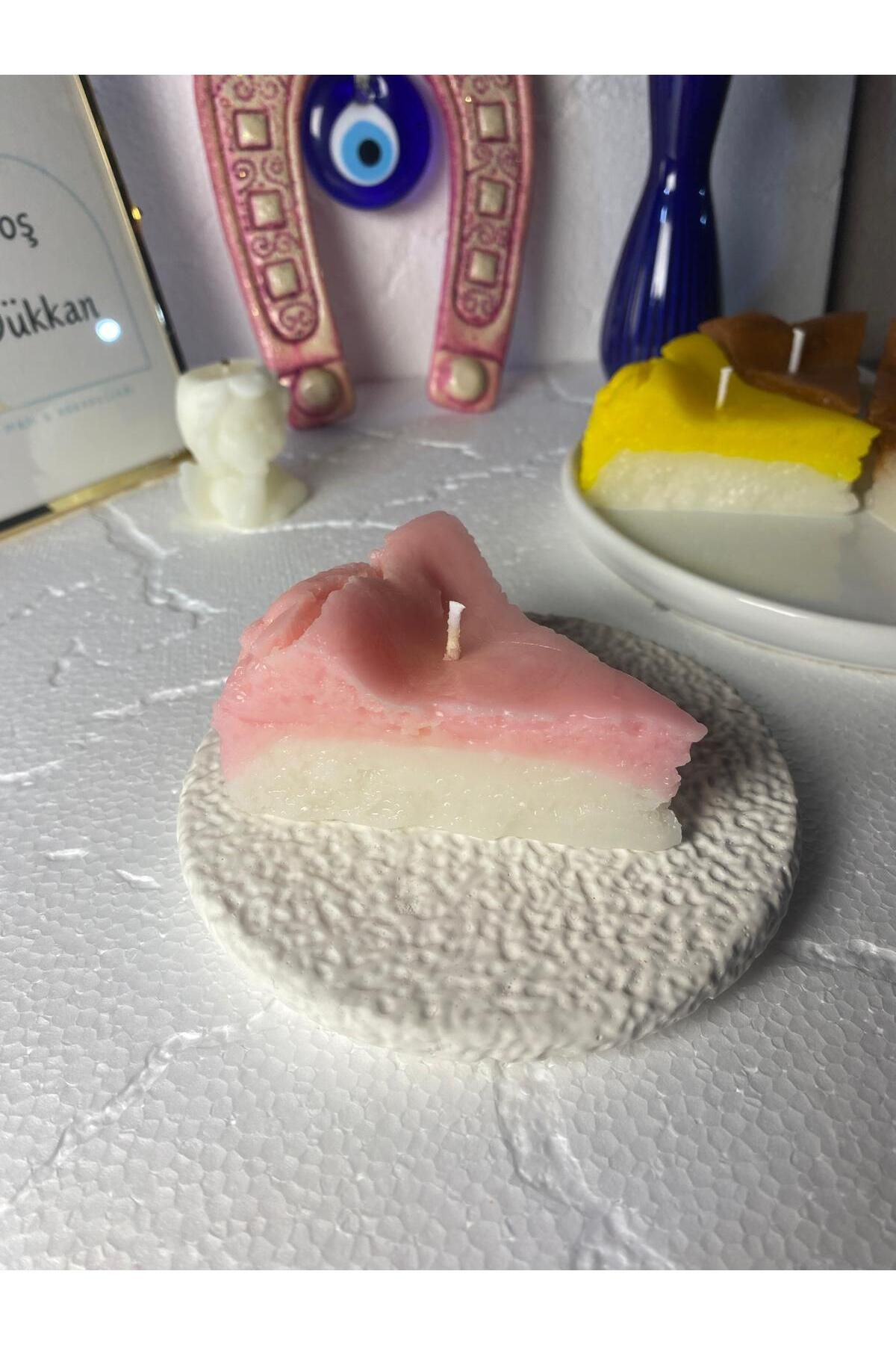 Loş Dükkan 1 Adet Çilek Konsepli Çizkek Cheesecake Candle