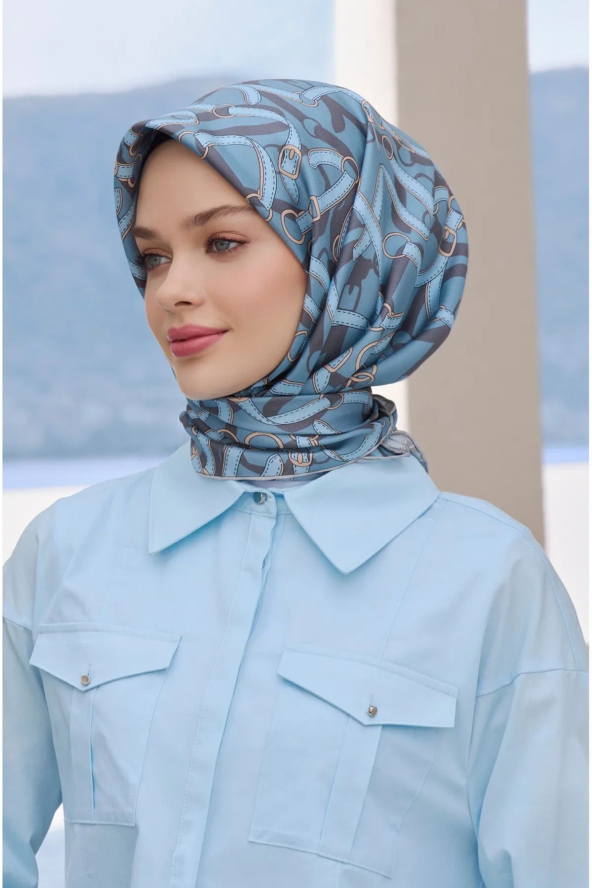 Belli Saf İpek Eşarp 4125D02( Twill İpek) -568 90 x 90 Mavi
