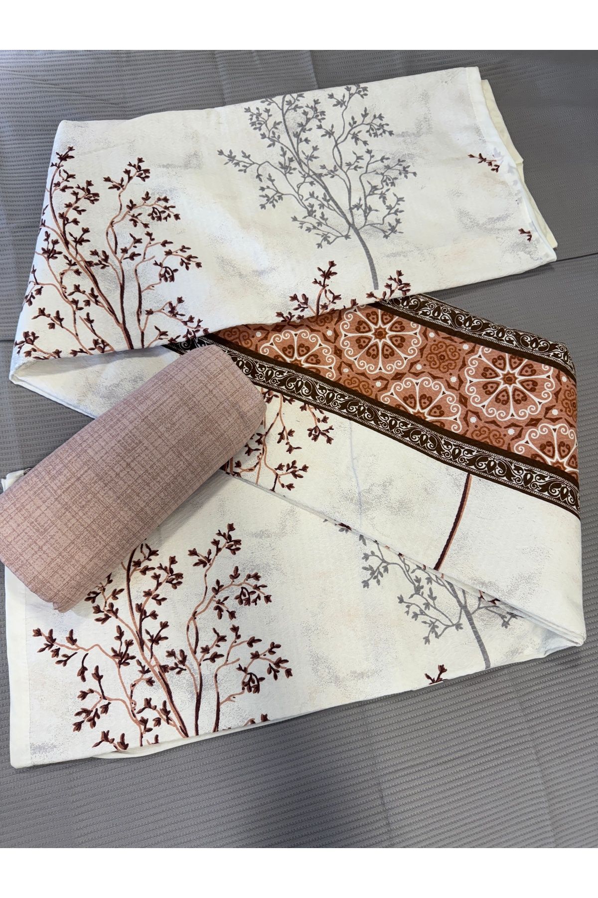 ŞENER HOME Bordür Desenli Çarşafı Lastikli Çift Kişilik Pike Takımı