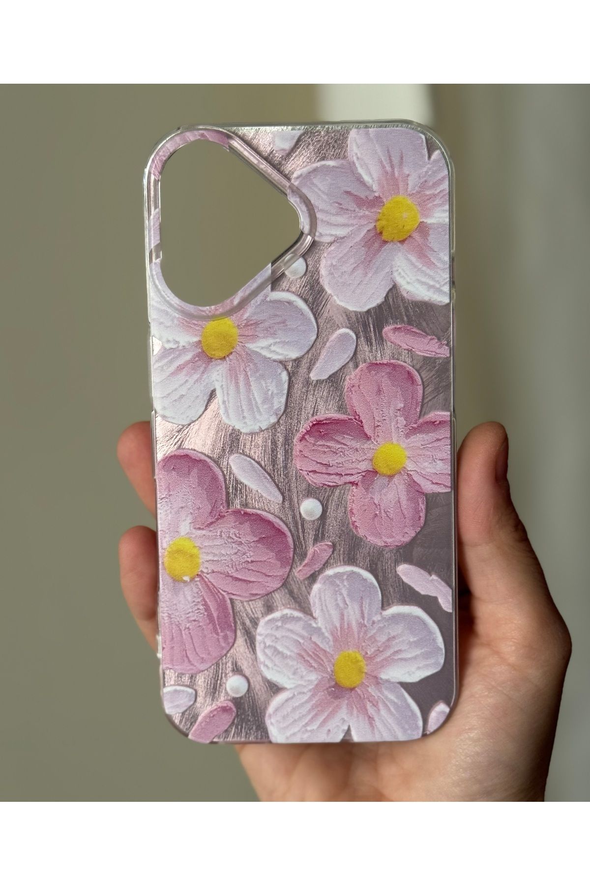 FİŞNEİLETİŞİM İPHONE 16 UYUMLU ÇİÇEK DESENLİ HOLOGRAMLI KILIF