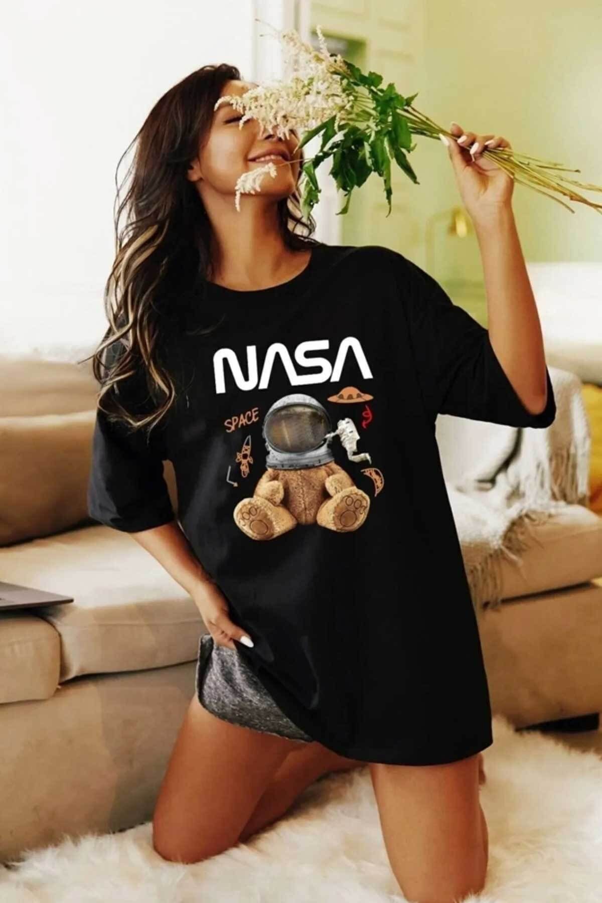 Hunors Sportswear & Company Unisex Ayıcıklı Nasa Baskılı Siyah Tshirt