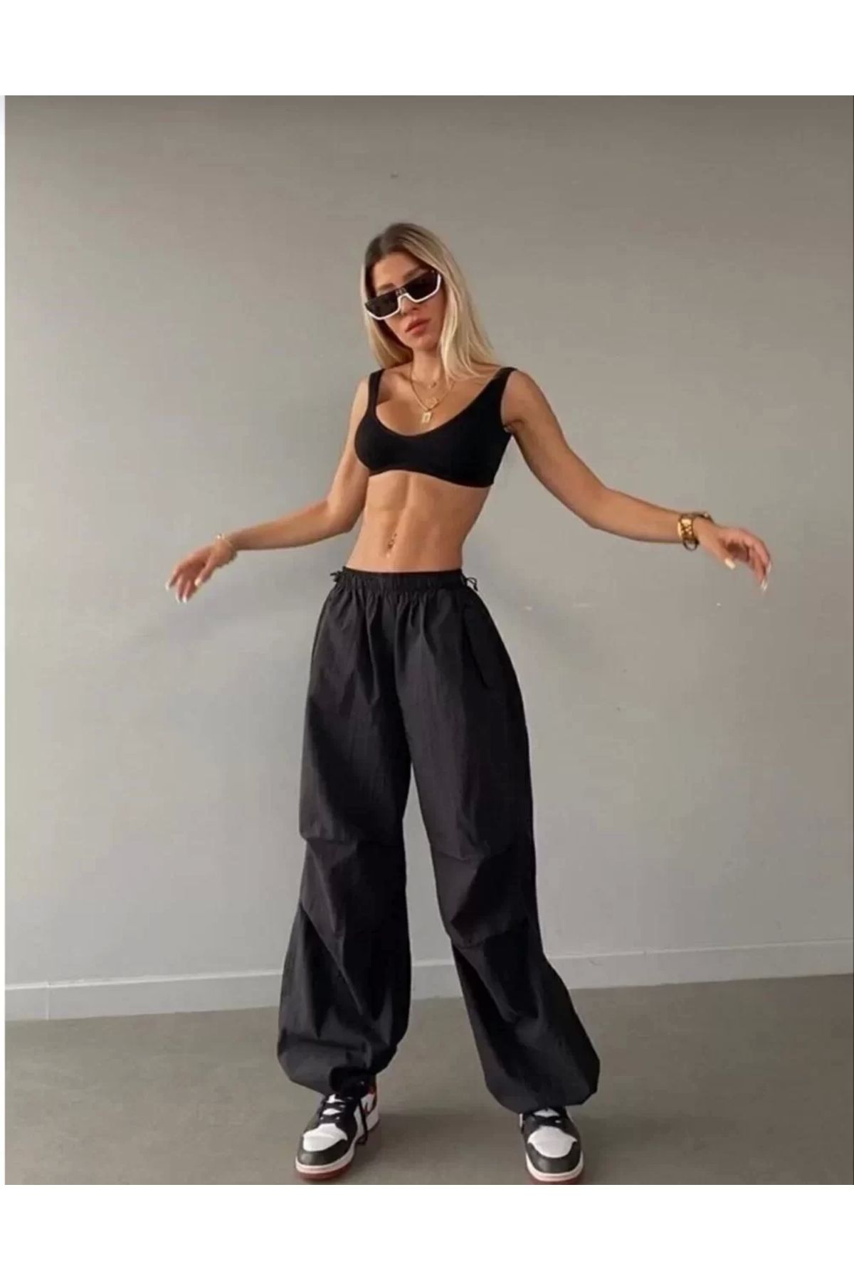 AE Stil Kadın Cepli Paraşut Pantalon - Siyah